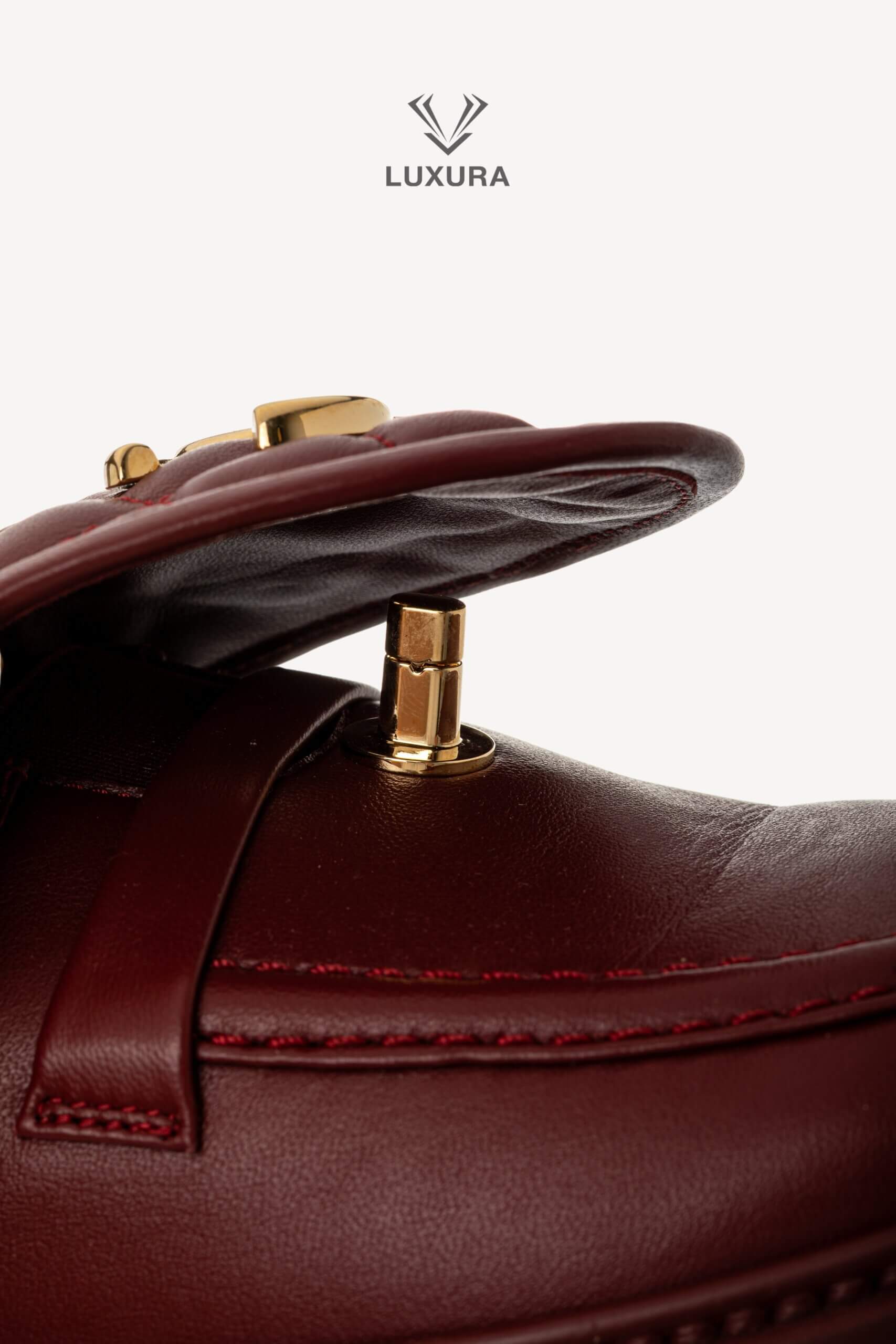 <span style="font-size: 10px;letter-spacing: .15em">HARD TO FIND</span><br> <strong>CHANEL</strong><br> <div style="margin-top:10px;font-size:16px">Crumpled Lambskin Quilted CC Turnlock Moccasins Burgundy 37C</div><br> - Image 16