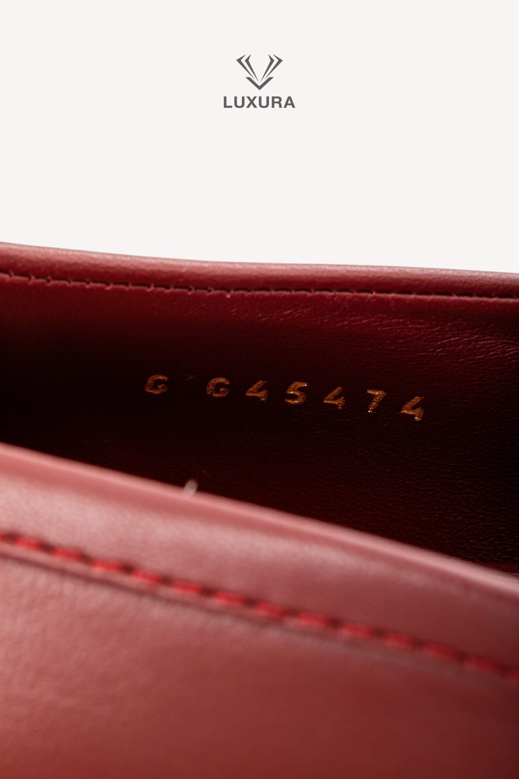 <span style="font-size: 10px;letter-spacing: .15em">HARD TO FIND</span><br> <strong>CHANEL</strong><br> <div style="margin-top:10px;font-size:16px">Crumpled Lambskin Quilted CC Turnlock Moccasins Burgundy 37C</div><br> - Image 20