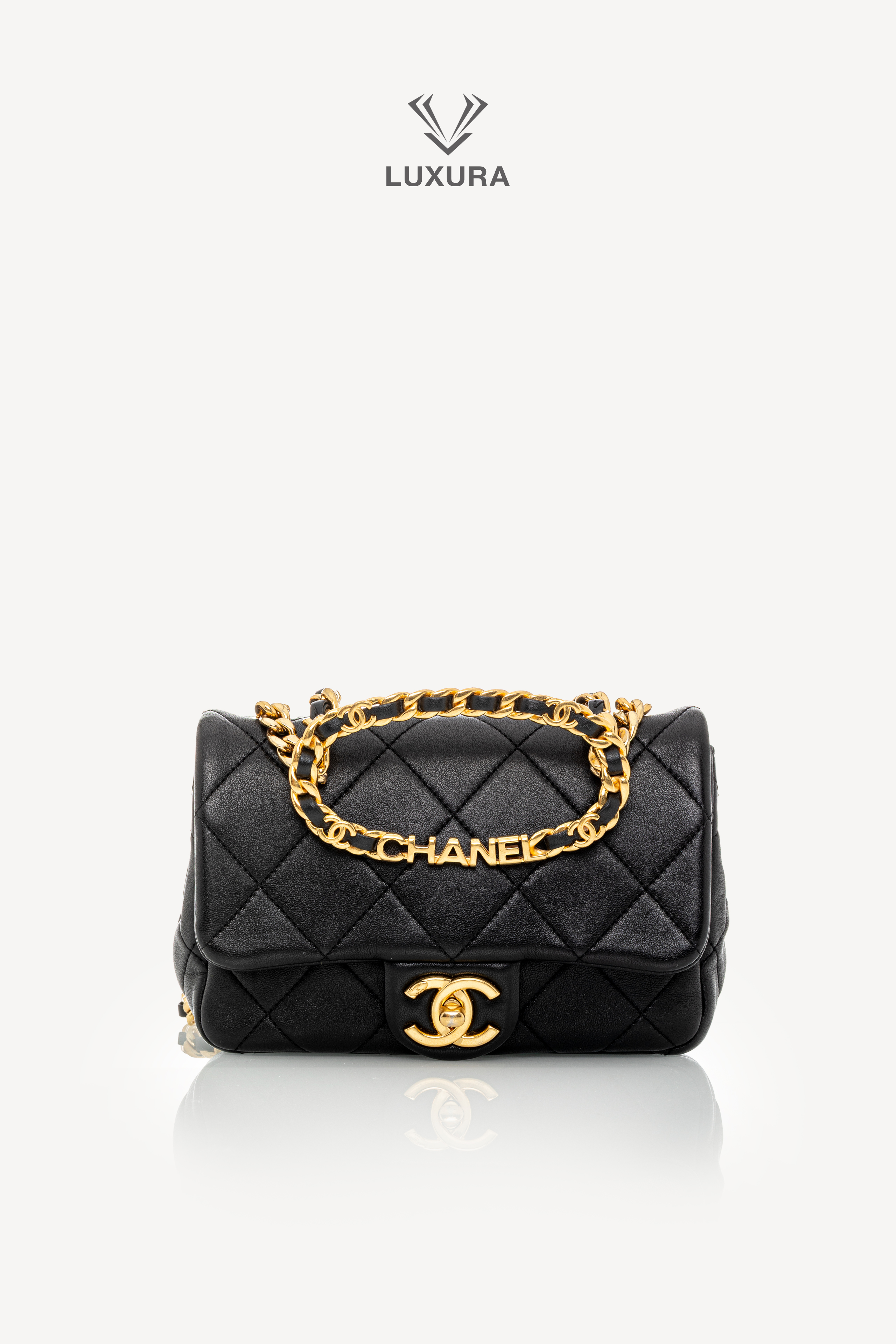 <span style="font-size: 10px;letter-spacing: .15em">HARD TO FIND</span><br>            <strong>CHANEL</strong><br>            <div style="margin-top:10px;font-size:16px">Mini Quilted Lambskin Round Top Handle Flap Bag Black</div><br> - Image 9