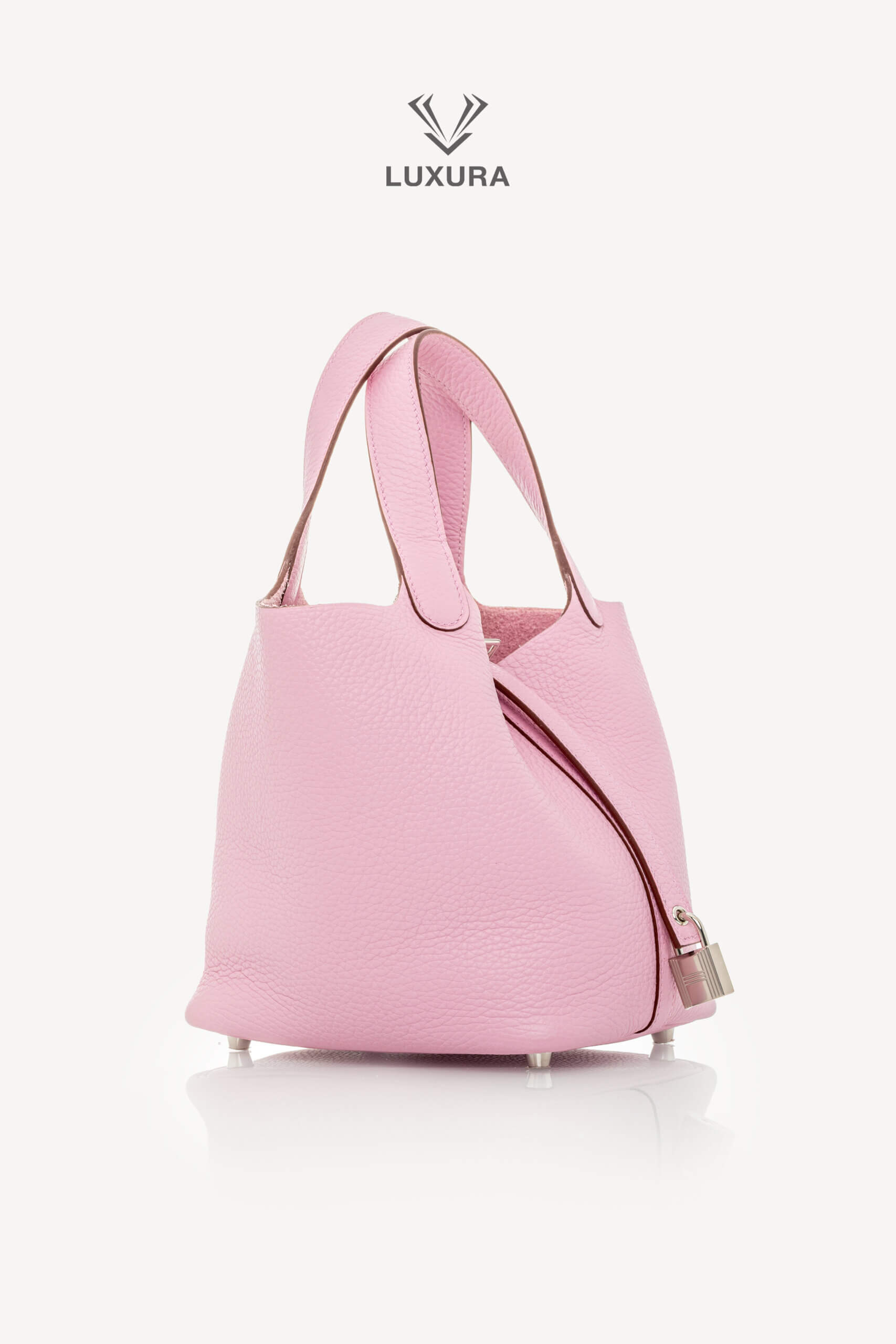 <span style="font-size: 10px;letter-spacing: .15em">HARD TO FIND</span><br>            <strong>HERMES</strong><br>            <div style="margin-top:10px;font-size:16px">Taurillon Clemence Picotin Lock 18 Mauve Sylvestre Palladium Hardware</div><br> - Image 17