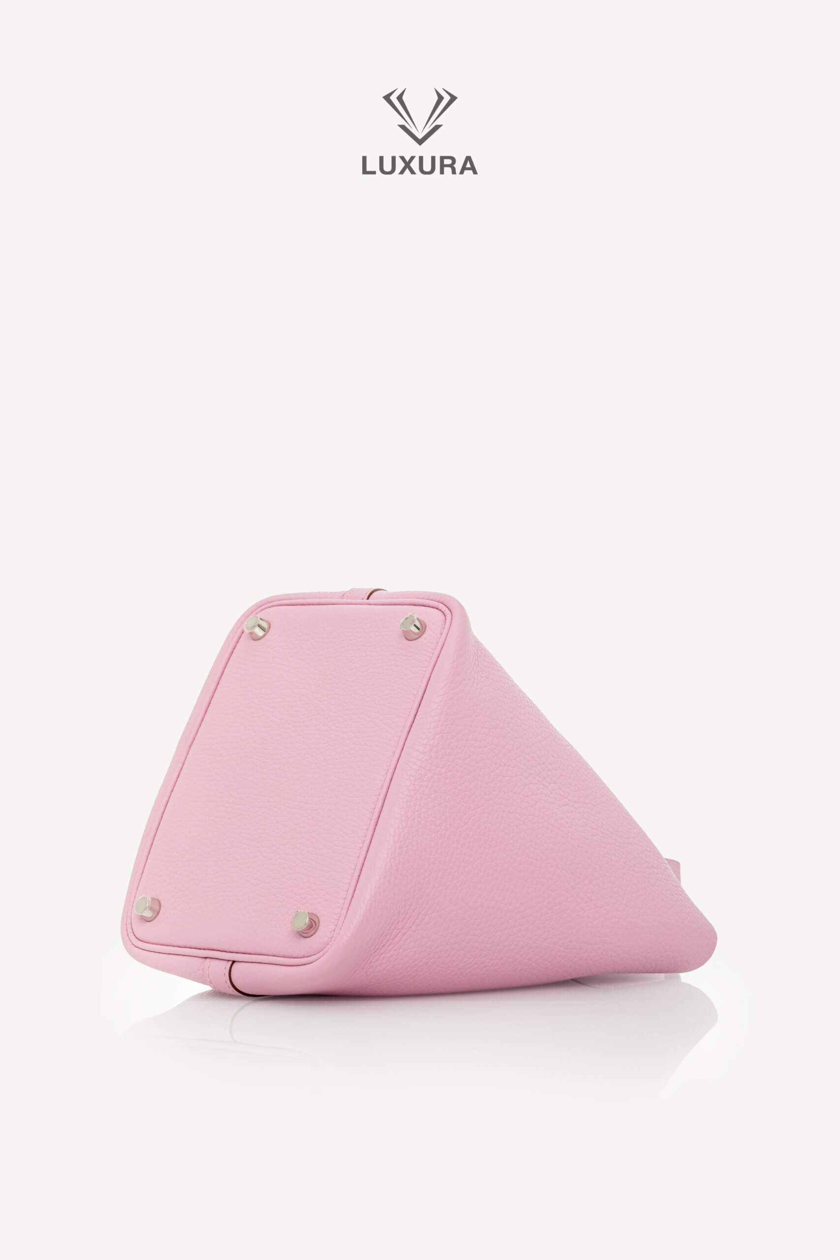 <span style="font-size: 10px;letter-spacing: .15em">HARD TO FIND</span><br>            <strong>HERMES</strong><br>            <div style="margin-top:10px;font-size:16px">Taurillon Clemence Picotin Lock 18 Mauve Sylvestre Palladium Hardware</div><br> - Image 12