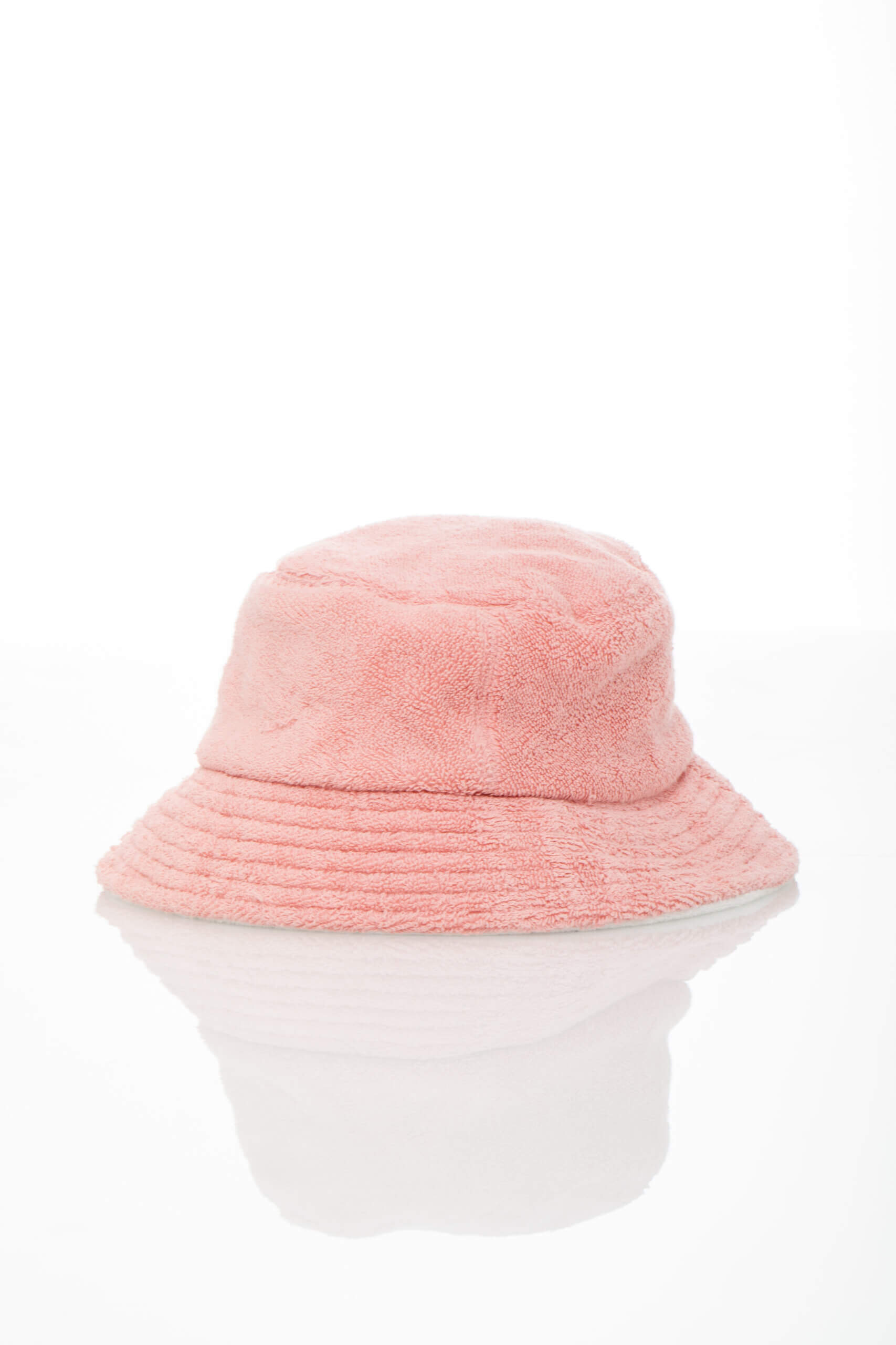 <span style="font-size: 10px;letter-spacing: .15em">HARD TO FIND</span><br> <strong>CHANEL</strong><br> <div style="margin-top:10px;font-size:16px">Terry Bucket Hat Pink M</div><br> - Image 2