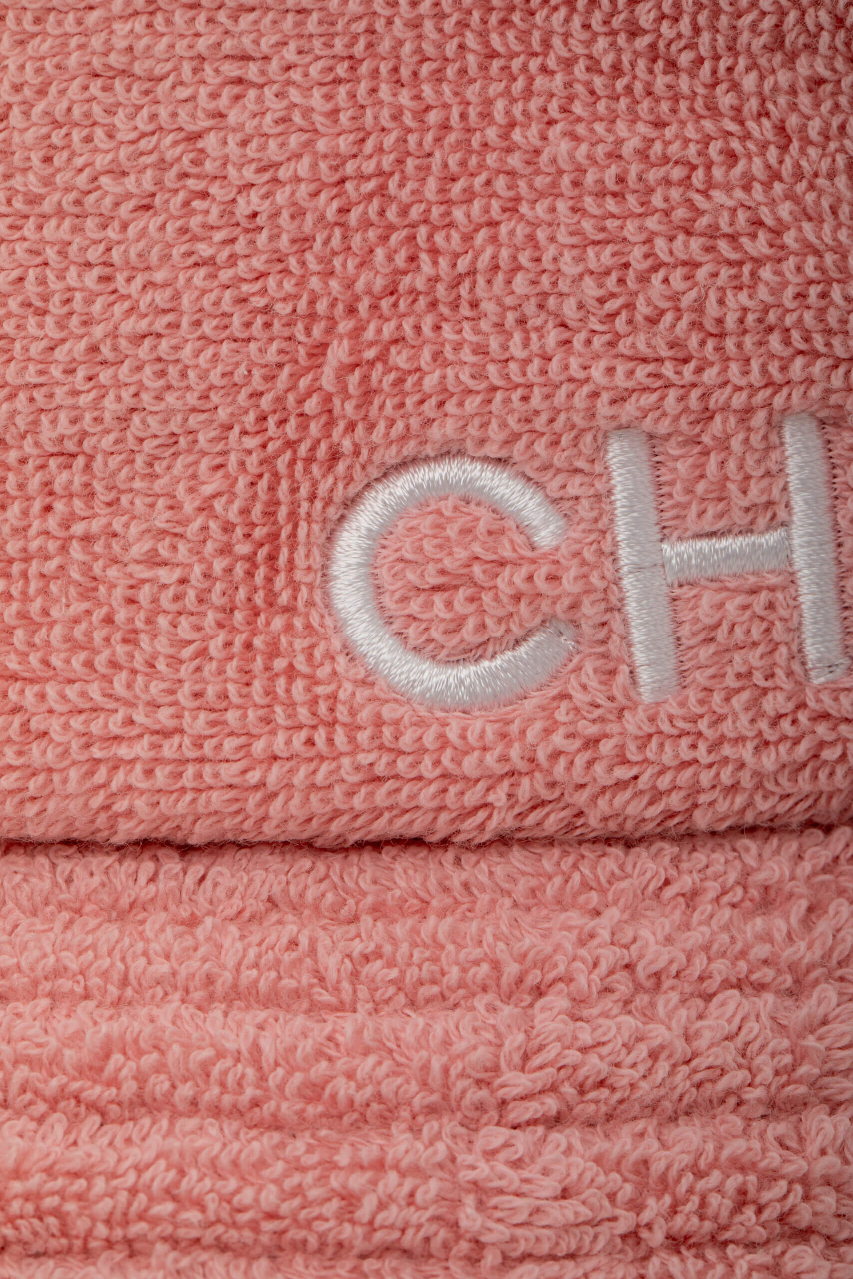 <span style="font-size: 10px;letter-spacing: .15em">HARD TO FIND</span><br> <strong>CHANEL</strong><br> <div style="margin-top:10px;font-size:16px">Terry Bucket Hat Pink M</div><br> - Image 4