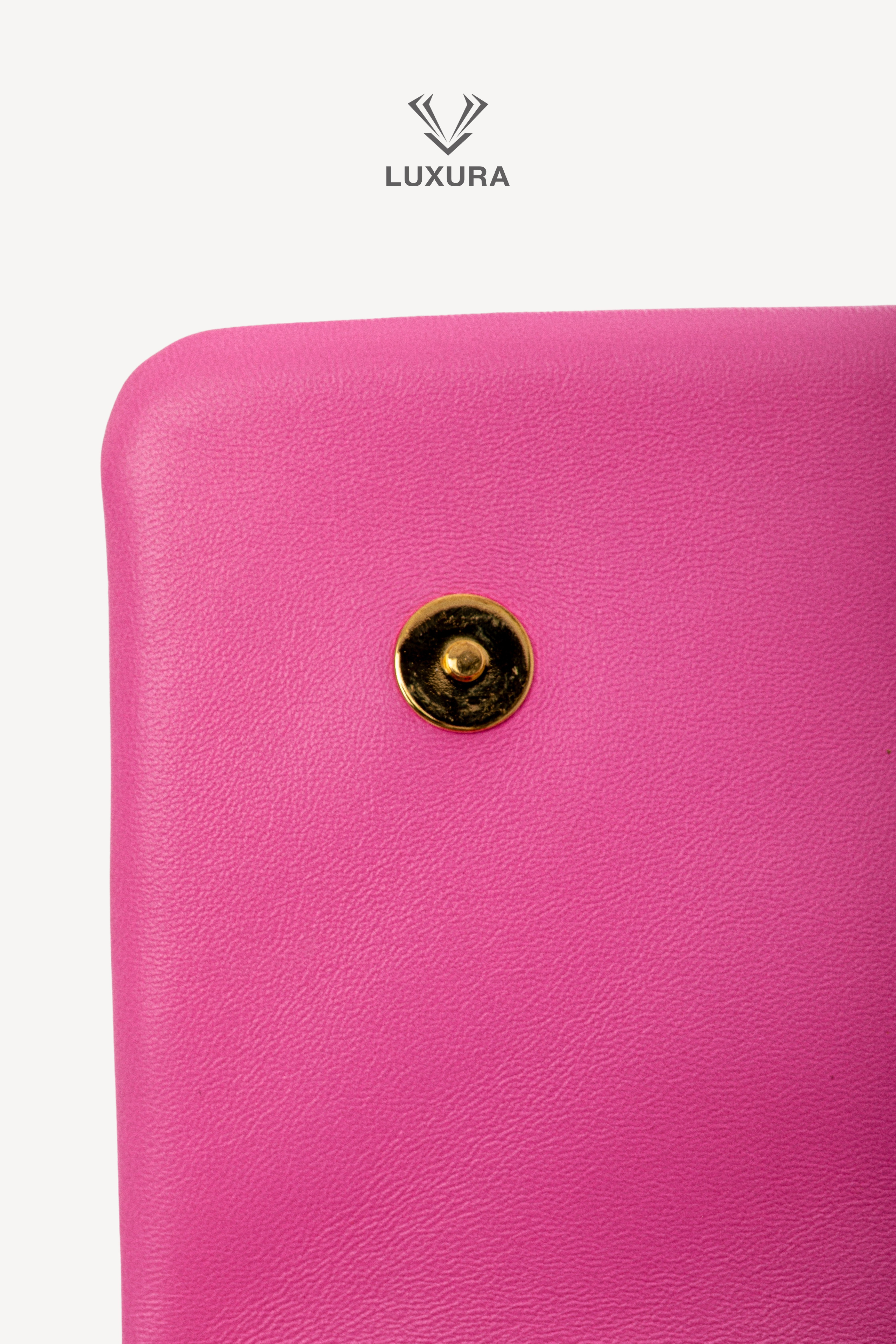 <span style="font-size: 10px;letter-spacing: .15em">HARD TO FIND</span><br>            <strong>LOUIS VUITTON</strong><br>            <div style="margin-top:10px;font-size:16px">Monogram Pochette Coussin Shoulder Bag Pink M80745</div><br> - Image 14