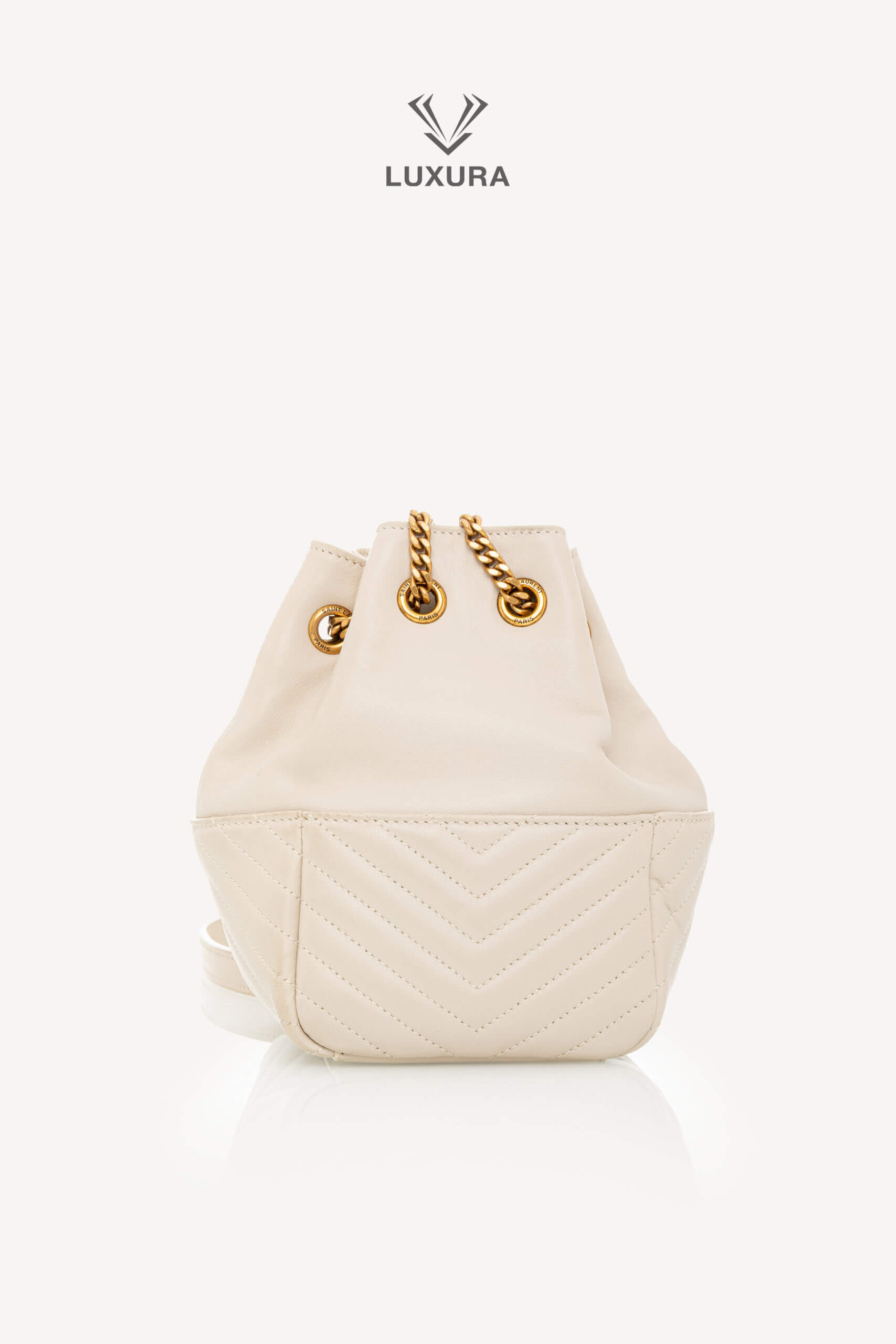 <span style="font-size: 10px;letter-spacing: .15em">HARD TO FIND</span><br>            <strong>SAINT LAURENT</strong><br>            <div style="margin-top:10px;font-size:16px">Lambskin Matelasse Monogram Joe Nano Bucket Bag Crema Soft</div><br> - Image 14