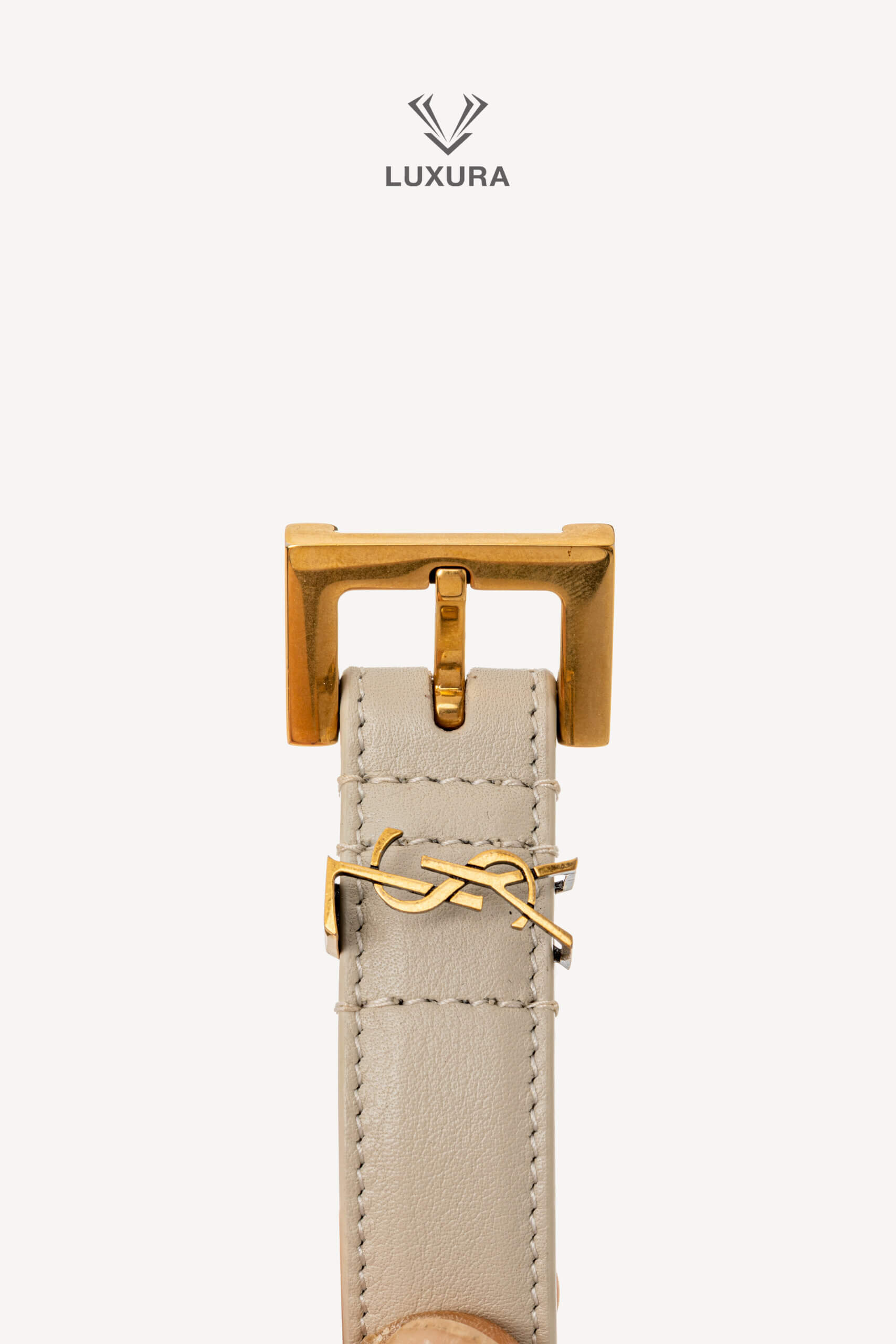 <span style="font-size: 10px;letter-spacing: .15em">BEST DEAL</span><br>            <strong>SAINT LAURENT</strong><br>            <div style="margin-top:10px;font-size:16px">Cassandre Thin `Belt in Smooth Leather Crema Soft 75</div><br> - Image 5