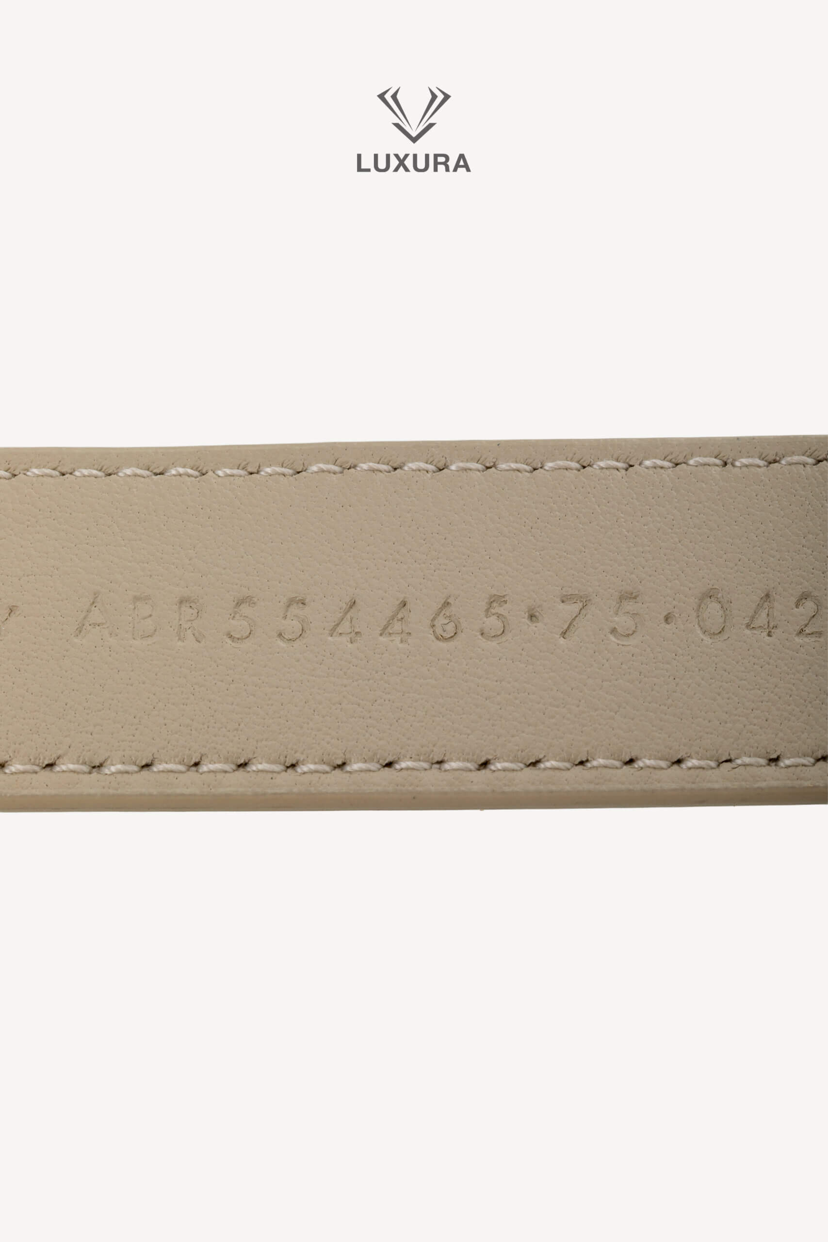 <span style="font-size: 10px;letter-spacing: .15em">BEST DEAL</span><br>            <strong>SAINT LAURENT</strong><br>            <div style="margin-top:10px;font-size:16px">Cassandre Thin `Belt in Smooth Leather Crema Soft 75</div><br> - Image 11