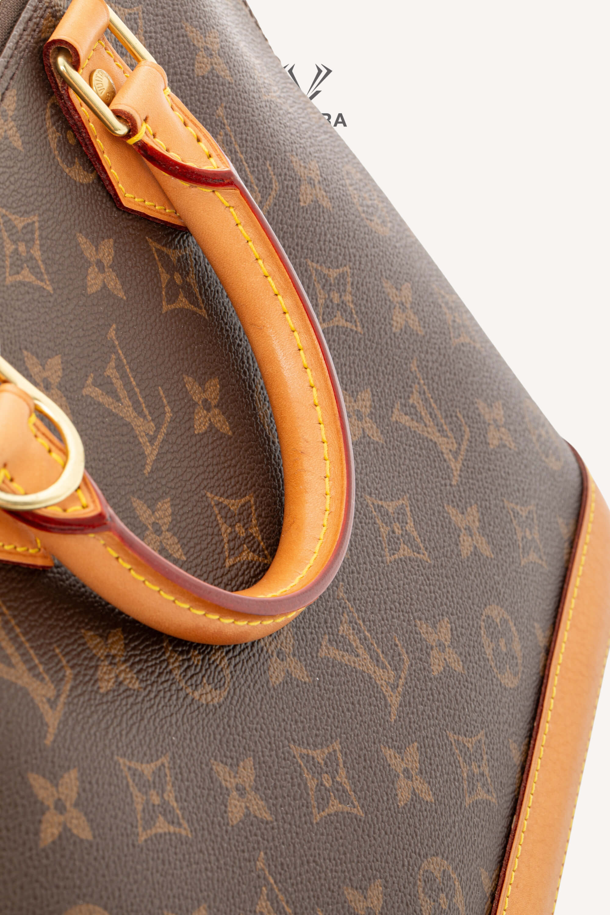 <span style="font-size: 10px;letter-spacing: .15em">BEST DEAL</span><br> <strong>LOUIS VUITTON</strong><br> <div style="margin-top:10px;font-size:16px">Alma PM Monogram Canvas Bag M53151</div><br> - Image 6