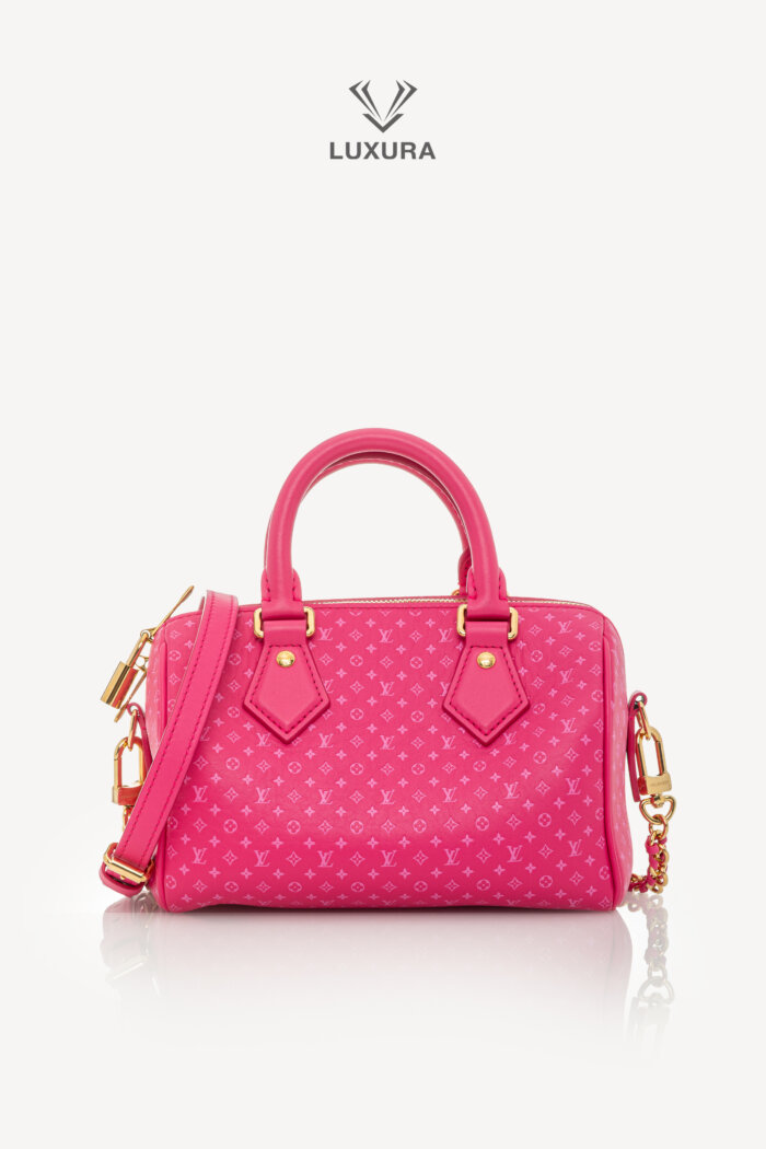 <span style="font-size: 10px;letter-spacing: .15em">HARD TO FIND</span><br>            <strong>LOUIS VUITTON</strong><br>            <div style="margin-top:10px;font-size:16px">Calfskin Nanogram Embossed Speedy Bandouliere 20 Rose</div><br>