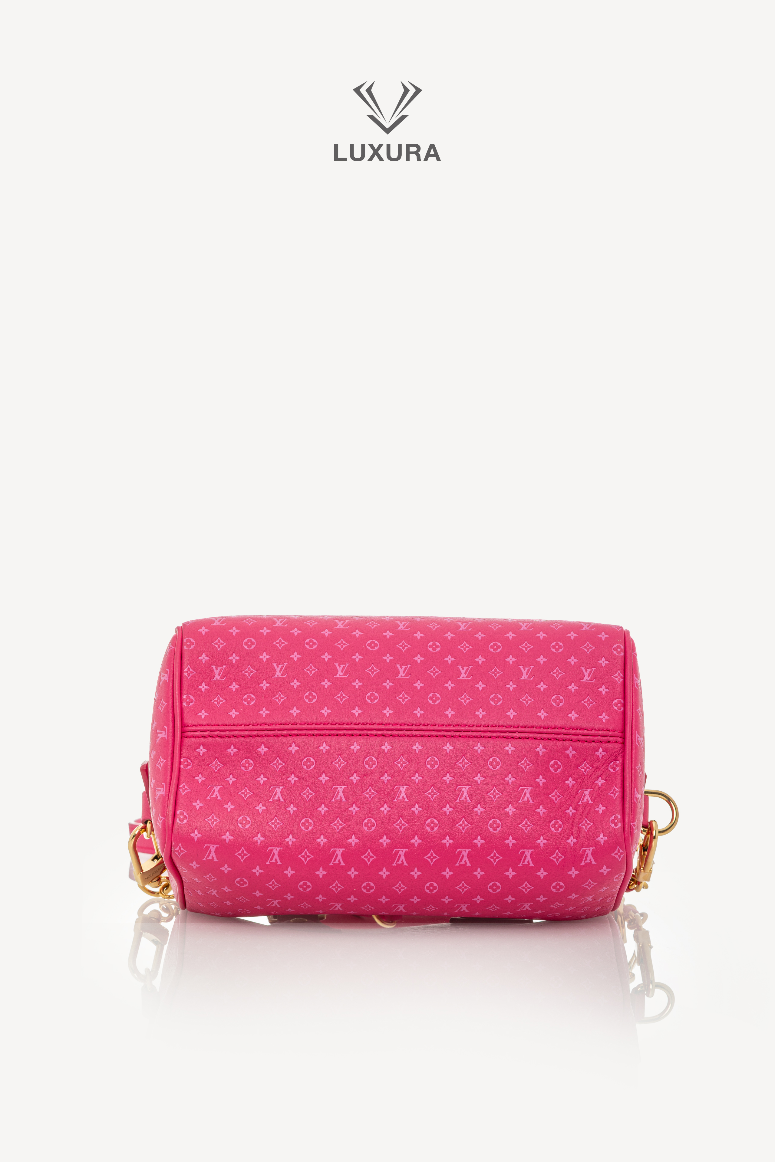 <span style="font-size: 10px;letter-spacing: .15em">HARD TO FIND</span><br>            <strong>LOUIS VUITTON</strong><br>            <div style="margin-top:10px;font-size:16px">Calfskin Nanogram Embossed Speedy Bandouliere 20 Rose</div><br> - Image 24