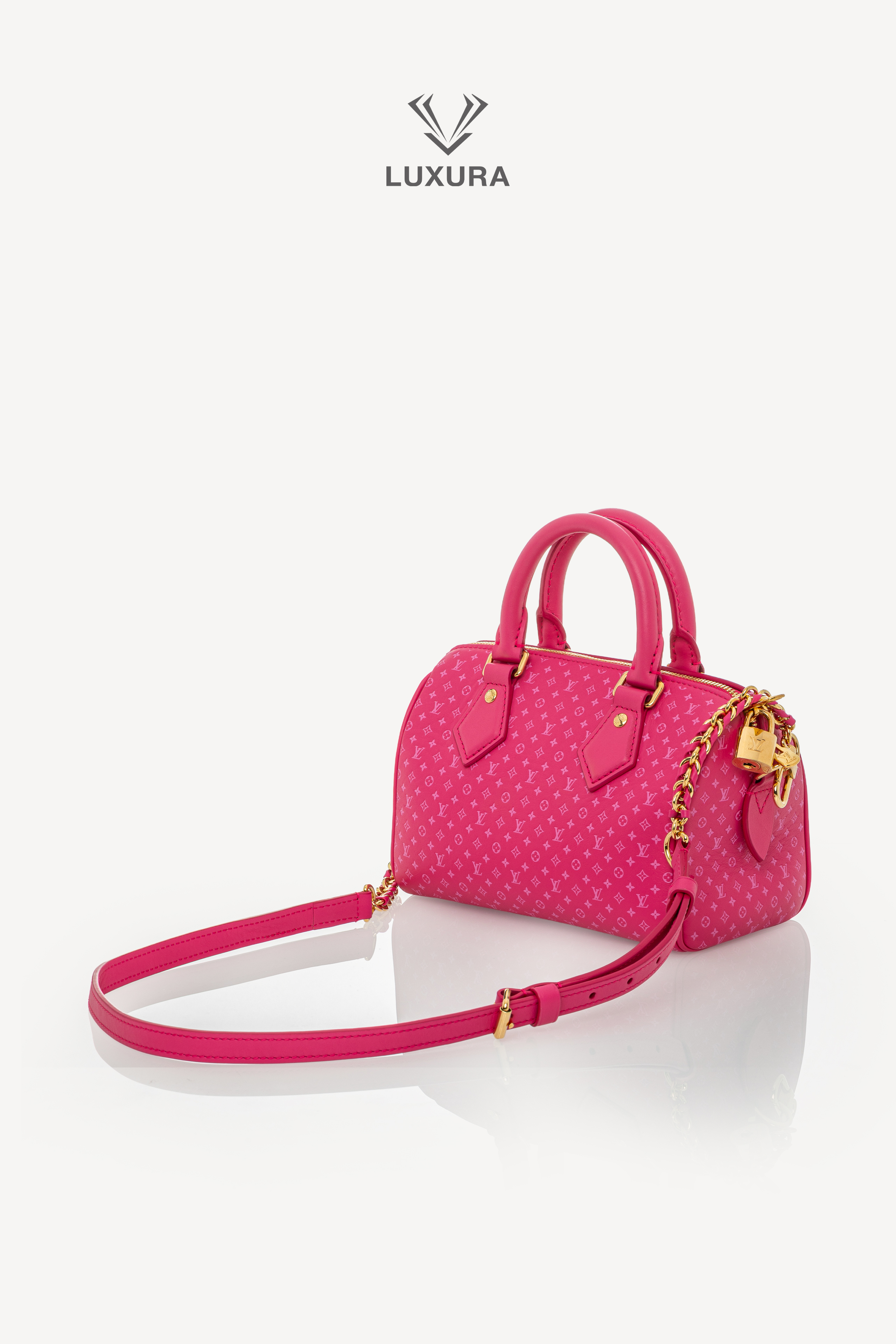 <span style="font-size: 10px;letter-spacing: .15em">HARD TO FIND</span><br>            <strong>LOUIS VUITTON</strong><br>            <div style="margin-top:10px;font-size:16px">Calfskin Nanogram Embossed Speedy Bandouliere 20 Rose</div><br> - Image 5