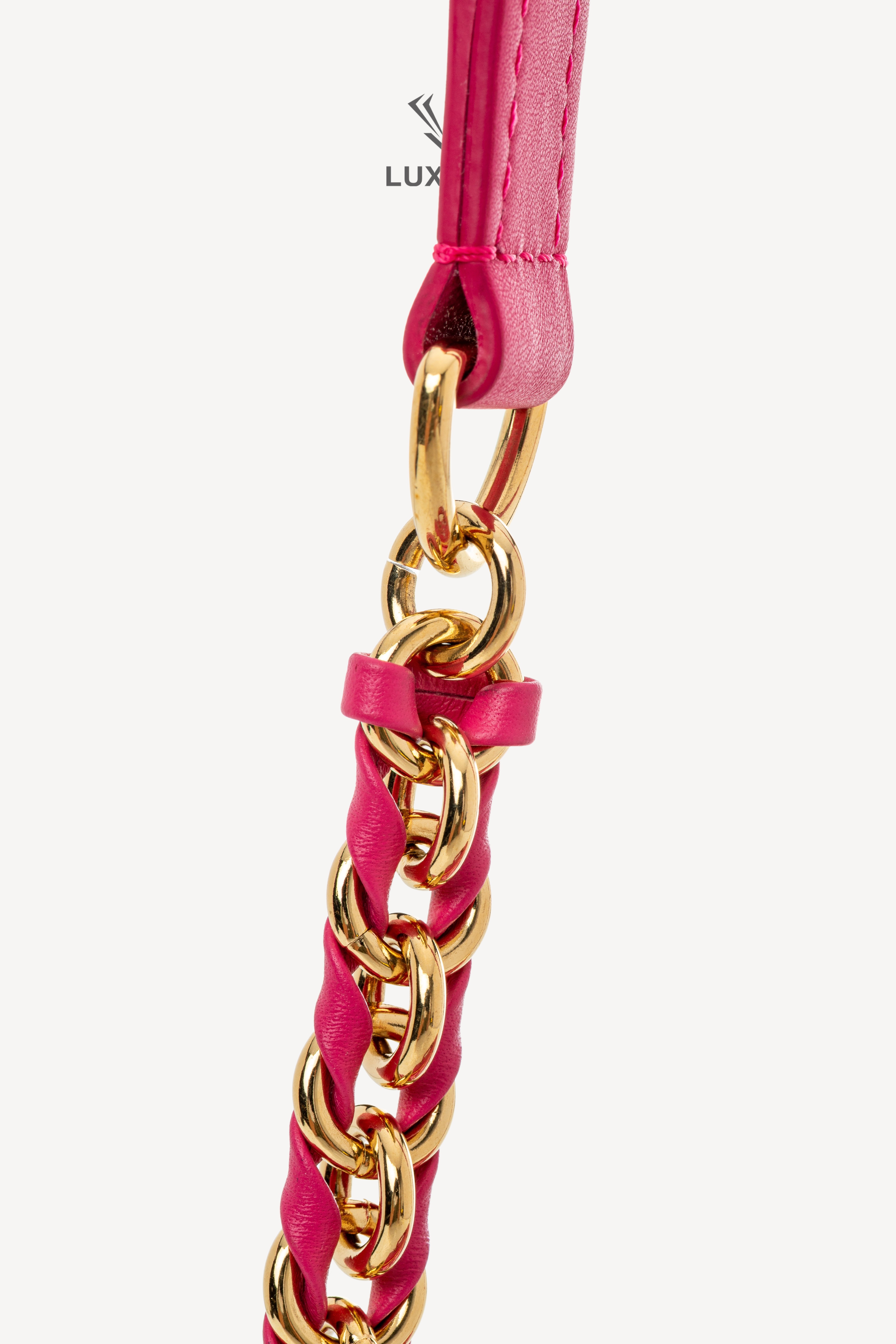 <span style="font-size: 10px;letter-spacing: .15em">HARD TO FIND</span><br>            <strong>LOUIS VUITTON</strong><br>            <div style="margin-top:10px;font-size:16px">Calfskin Nanogram Embossed Speedy Bandouliere 20 Rose</div><br> - Image 21