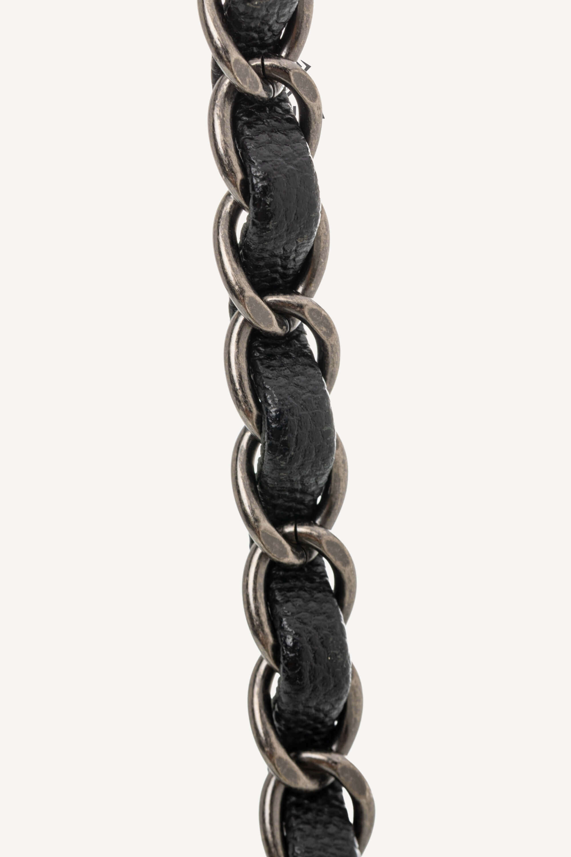 <span style="font-size: 10px;letter-spacing: .15em">HARD TO FIND</span><br> <strong>CHANEL</strong><br> <div style="margin-top:10px;font-size:16px">Lizard Embossed Quilted Large Coco Handle Flap Black</div><br> - Image 26