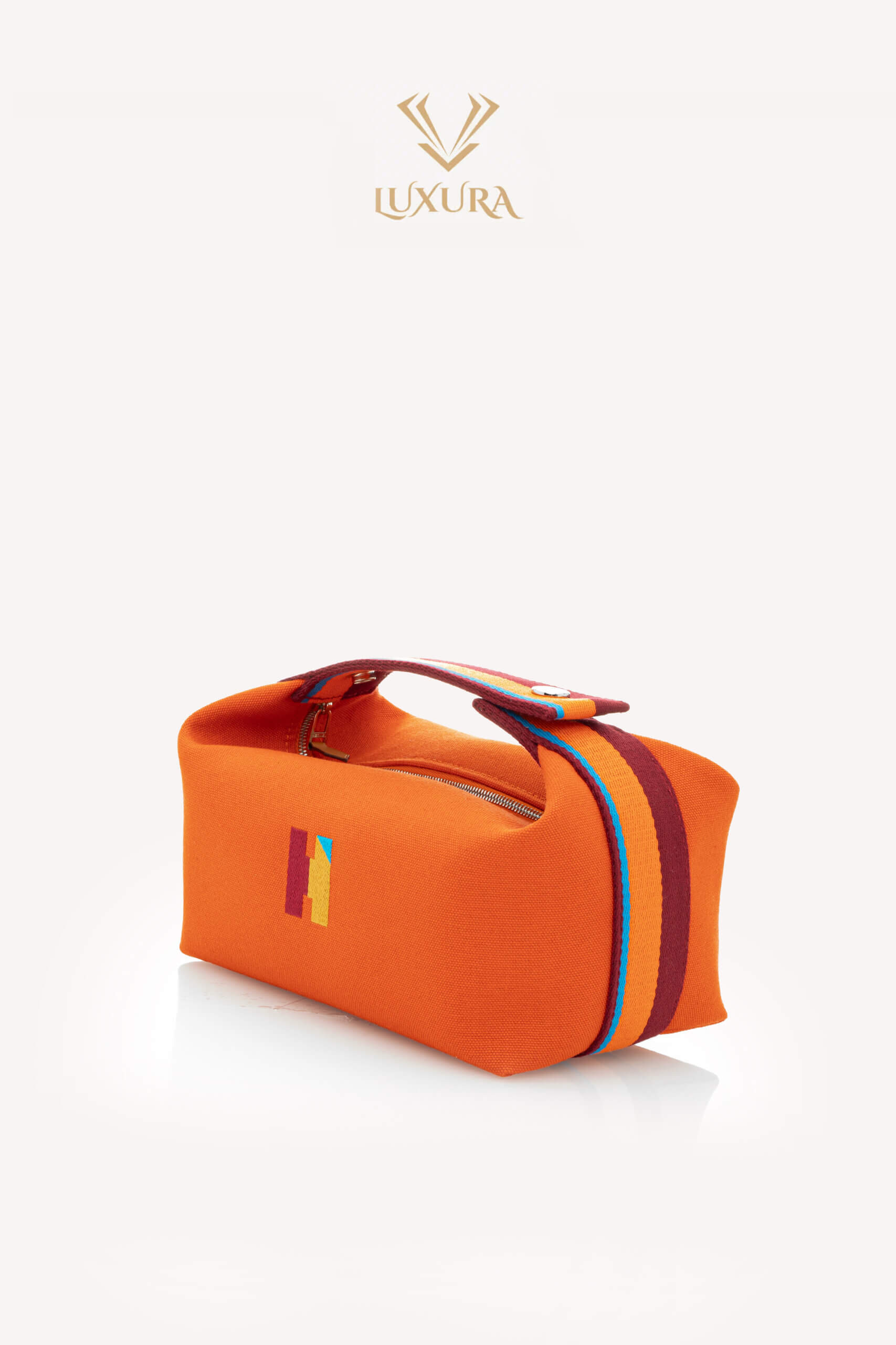 <span style="font-size: 10px; color: rgb(101, 101, 101);letter-spacing: .15em;">NEW COLLECTION</span><br><strong> HERMES </strong><br><div style="margin-top:10px; font-size:16px;"> Small Bride-a-Brac H Pavillion Case Orange Feu </div><br> - Image 5