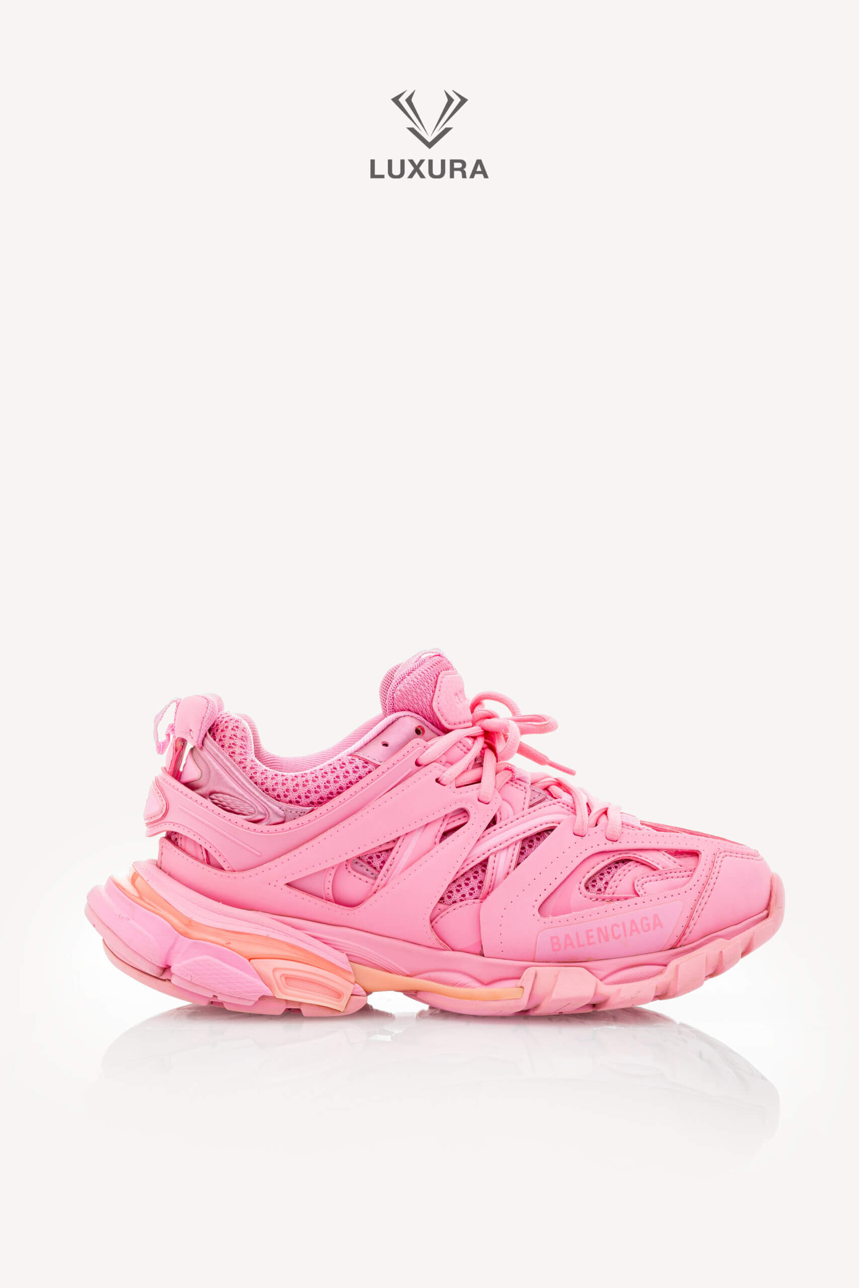 <span style="font-size: 10px;letter-spacing: .15em">BEST DEAL</span><br> <strong>BALENCIAGA</strong><br> <div style="margin-top:10px;font-size:16px">Mesh Nylon Track Sneaker Pink 38</div><br>