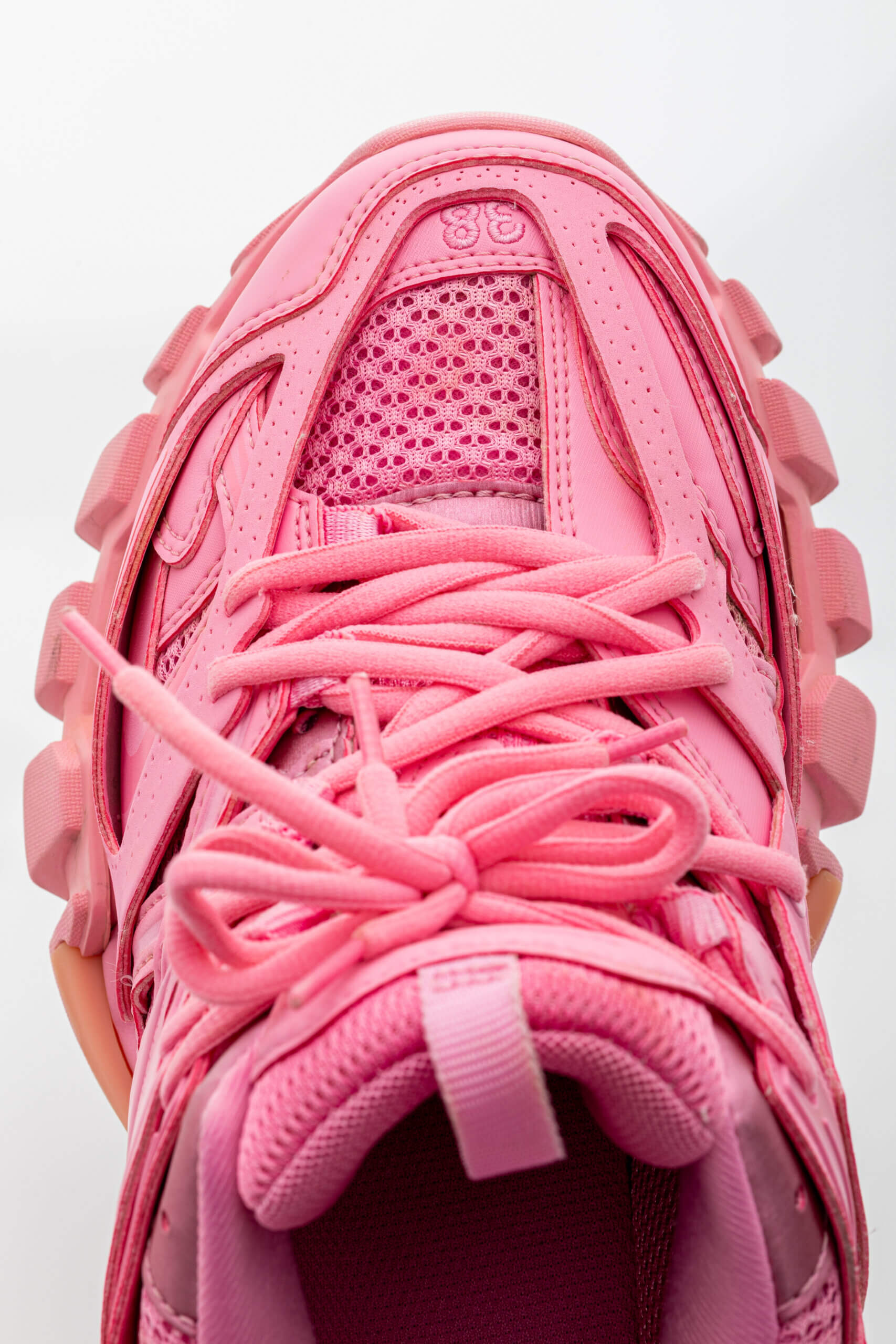 <span style="font-size: 10px;letter-spacing: .15em">BEST DEAL</span><br> <strong>BALENCIAGA</strong><br> <div style="margin-top:10px;font-size:16px">Mesh Nylon Track Sneaker Pink 38</div><br> - Image 13