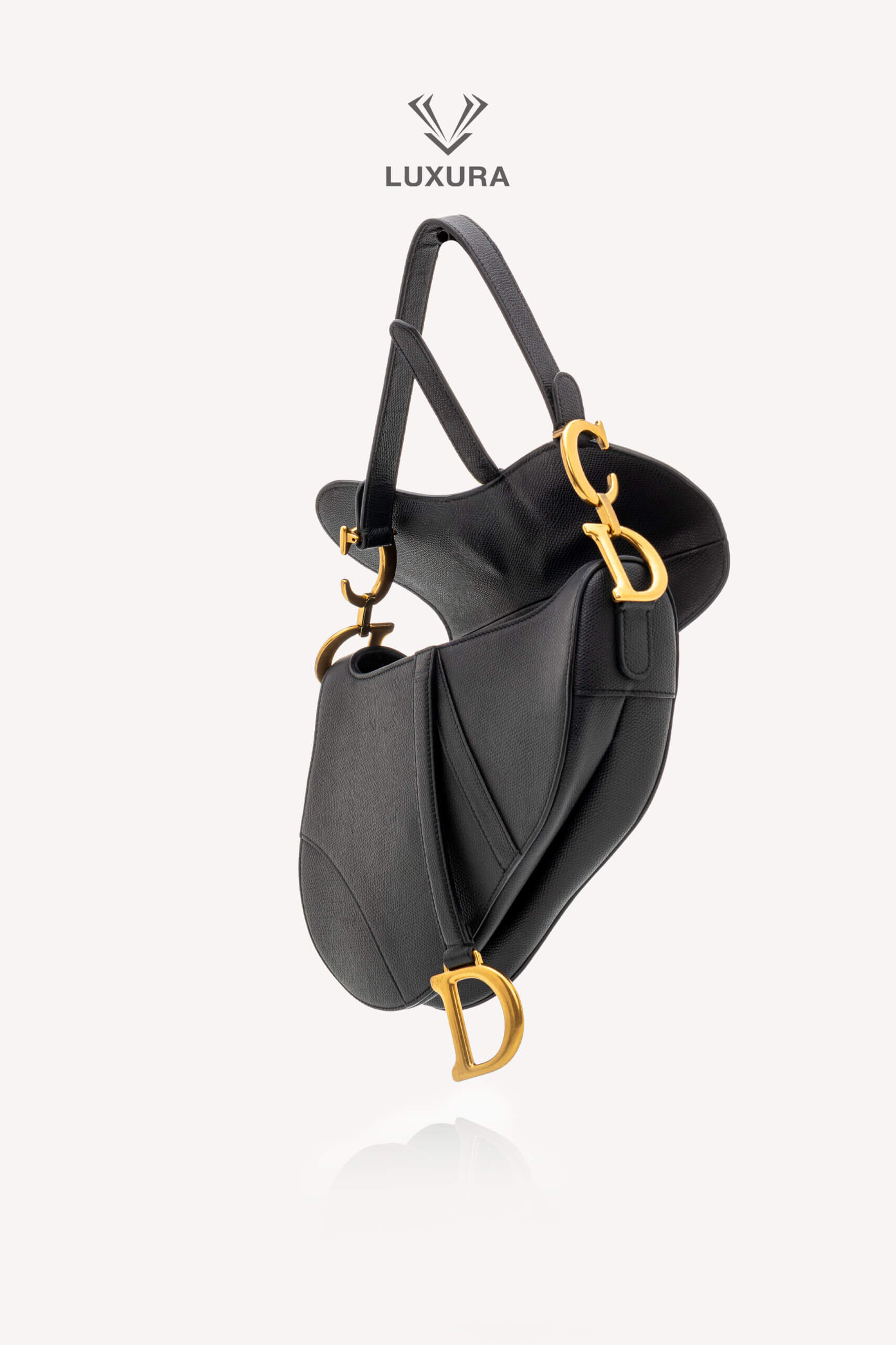 <span style="font-size: 10px;letter-spacing: .15em">BEST DEAL</span><br>            <strong>CHRISTIAN DIOR</strong><br>            <div style="margin-top:10px;font-size:16px">Grained Calfskin Saddle Bag Black</div><br> - Image 12