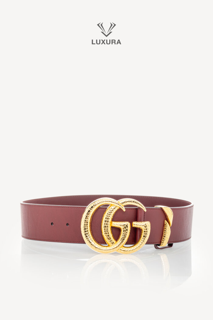 <span style="font-size: 10px;letter-spacing: .15em">HARD TO FIND</span><br>            <strong>GUCCI</strong><br>            <div style="margin-top:10px;font-size:16px">GG Marmont Wide Waist Buckle Belt 50 mm Leather Burgundy 75</div><br>