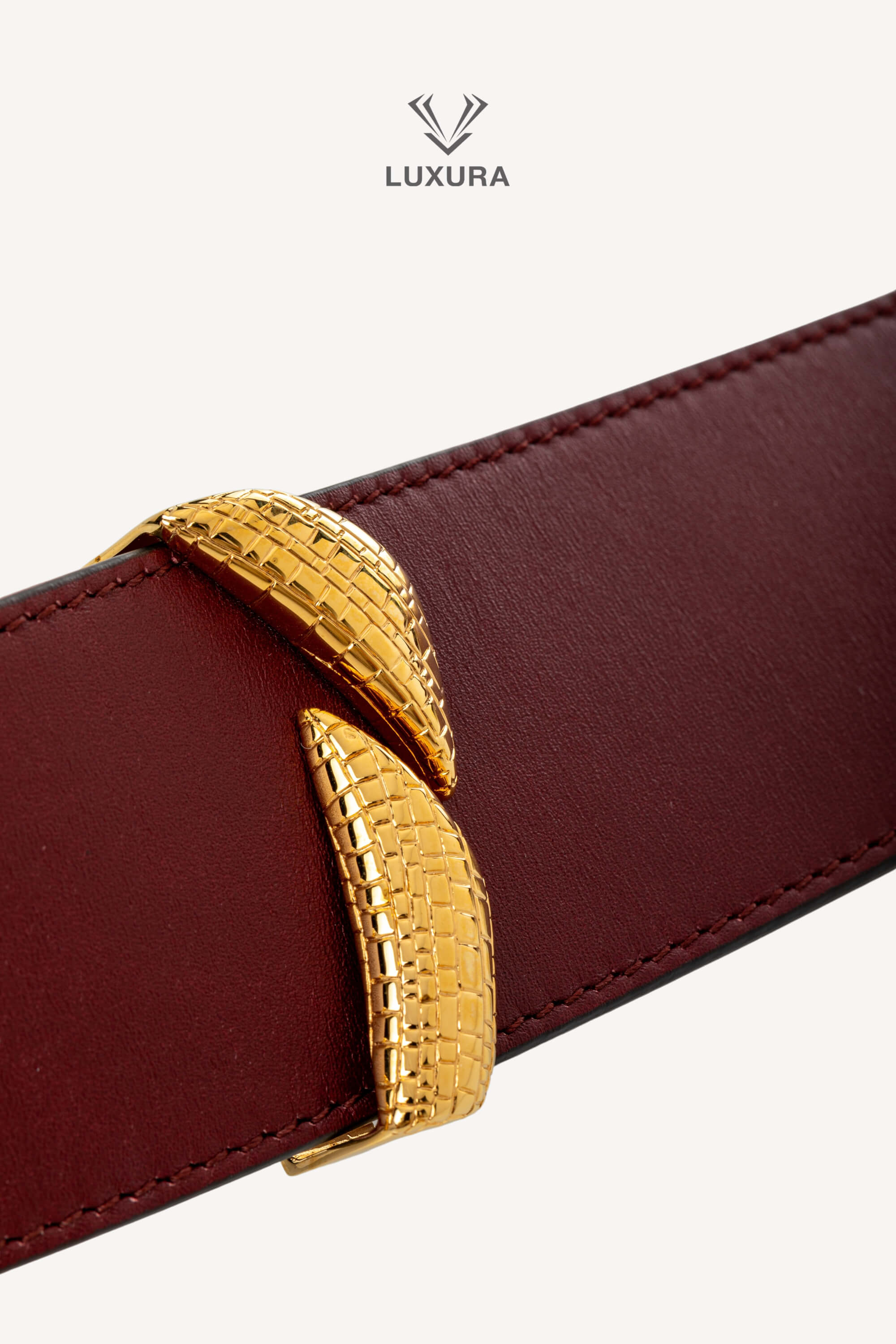<span style="font-size: 10px;letter-spacing: .15em">HARD TO FIND</span><br> <strong>GUCCI</strong><br> <div style="margin-top:10px;font-size:16px">GG Marmont Wide Waist Buckle Belt 50 mm Leather Burgundy 75</div><br> - Image 12