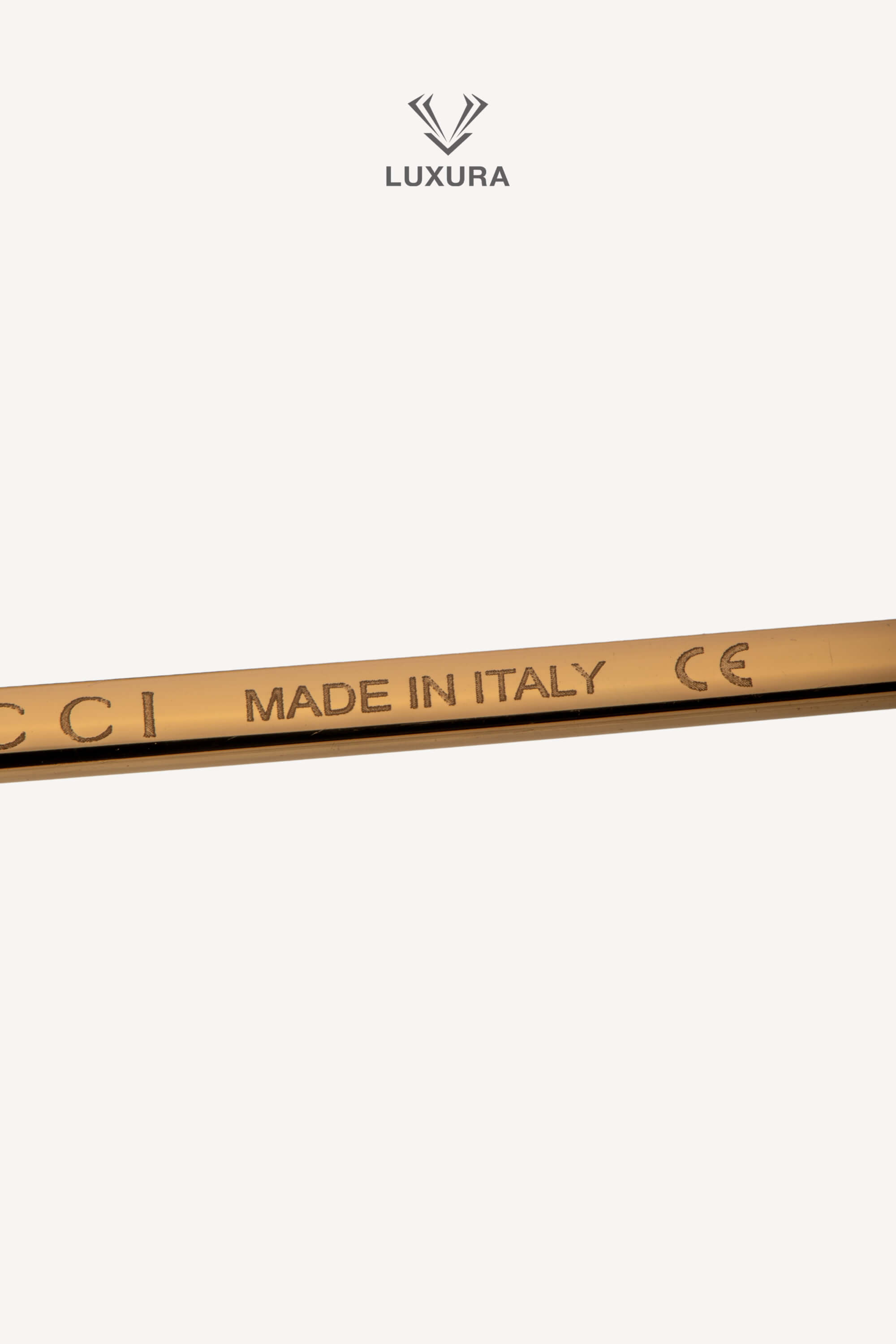 <span style="font-size: 10px;letter-spacing: .15em">BEST DEAL</span><br> <strong>GUCCI</strong><br> <div style="margin-top:10px;font-size:16px">Square Sunglasses With Optimal Fit-Gold Metal Frame GG0437SA 002</div><br> - Image 15