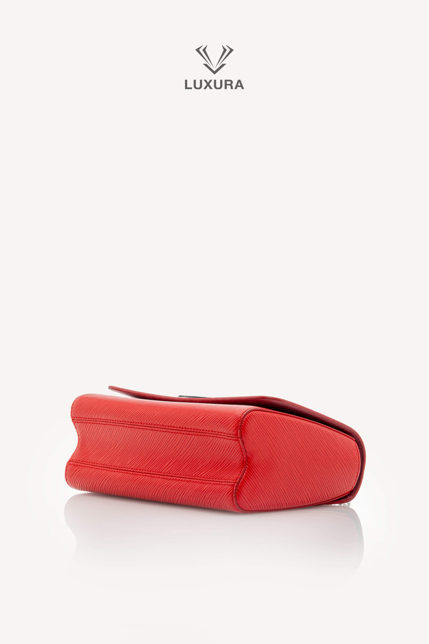 <span style="font-size: 10px;letter-spacing: .15em">HARD TO FIND</span><br>            <strong>LOUIS VUITTON</strong><br>            <div style="margin-top:10px;font-size:16px">Epi Twist Shoulder Bag MM Coquelicot Red M50523</div><br> - Image 23