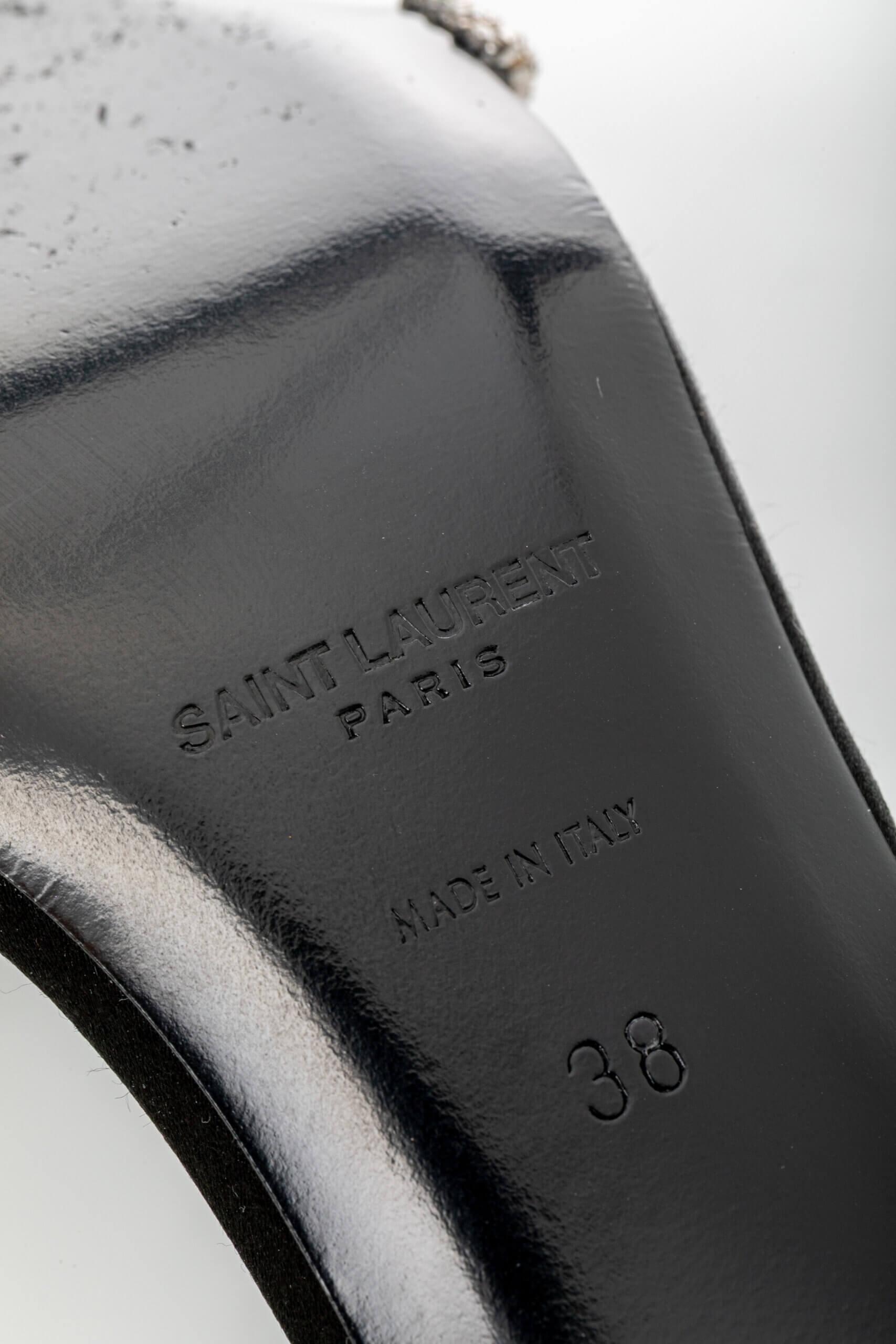 <span style="font-size: 10px;letter-spacing: .15em">BEST DEAL</span><br> <strong>SAINT LAURENT</strong><br> <div style="margin-top:10px;font-size:16px">Rendez-Vous Satin Slingback Sandals 38 Black</div><br> - Image 19