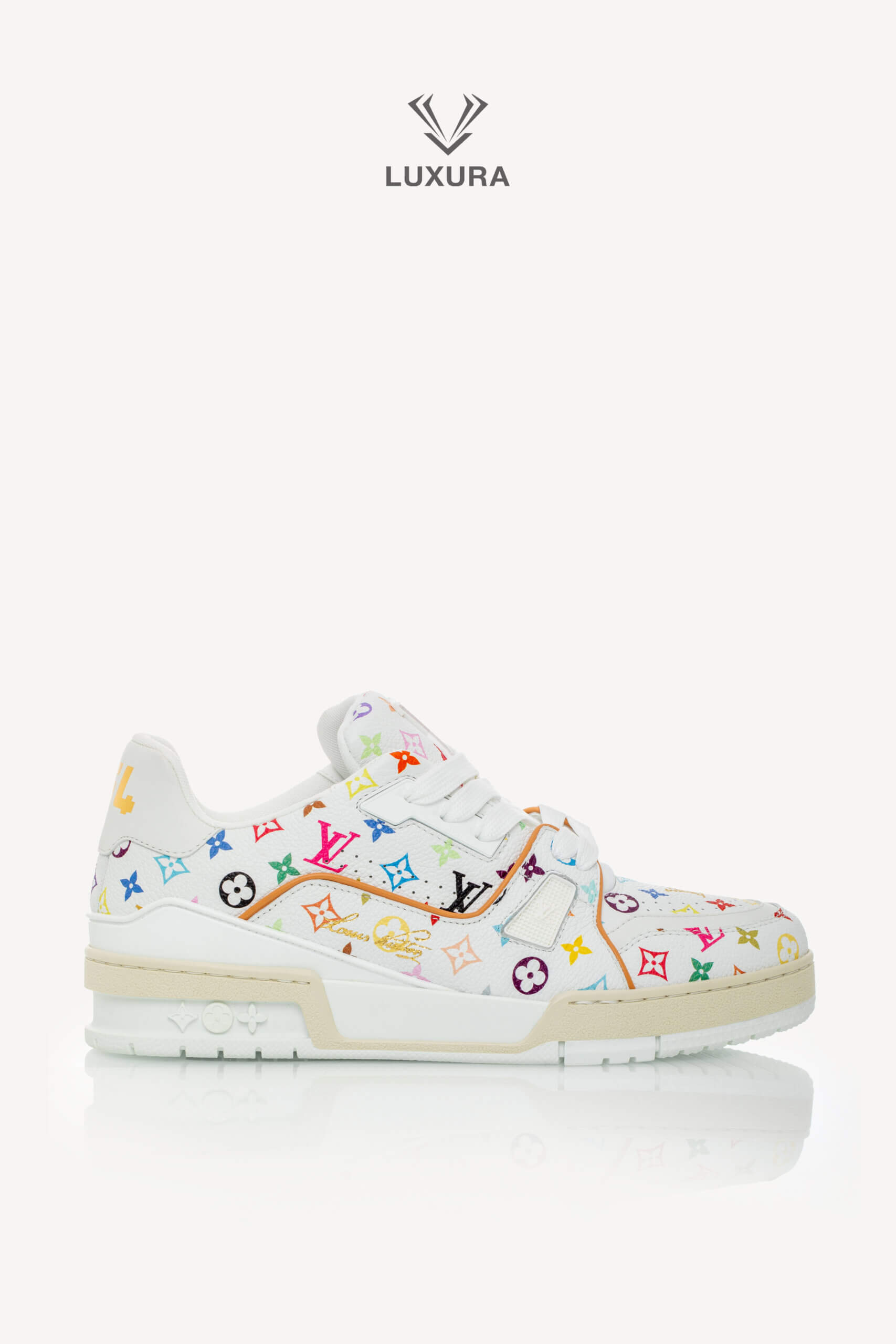 <span style="font-size: 10px;letter-spacing: .15em">HARD TO FIND</span><br>            <strong>LOUIS VUITTON</strong><br>            <div style="margin-top:10px;font-size:16px">X TM Calfskin Monogram Multicolor Trainer 38.5 1AJQC3</div><br> - Image 3