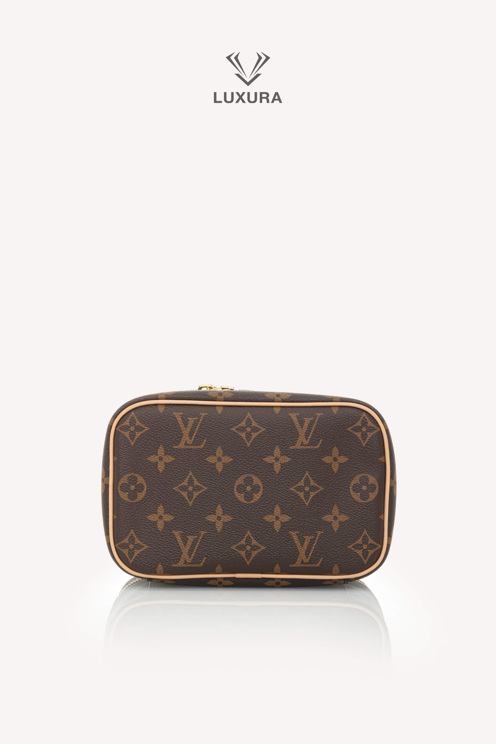 <span style="font-size: 10px;letter-spacing: .15em">HARD TO FIND</span><br> <strong>LOUIS VUITTON</strong><br> <div style="margin-top:10px;font-size:16px">Monogram Coated Canvas Nice Mini M44495</div><br> - Image 19