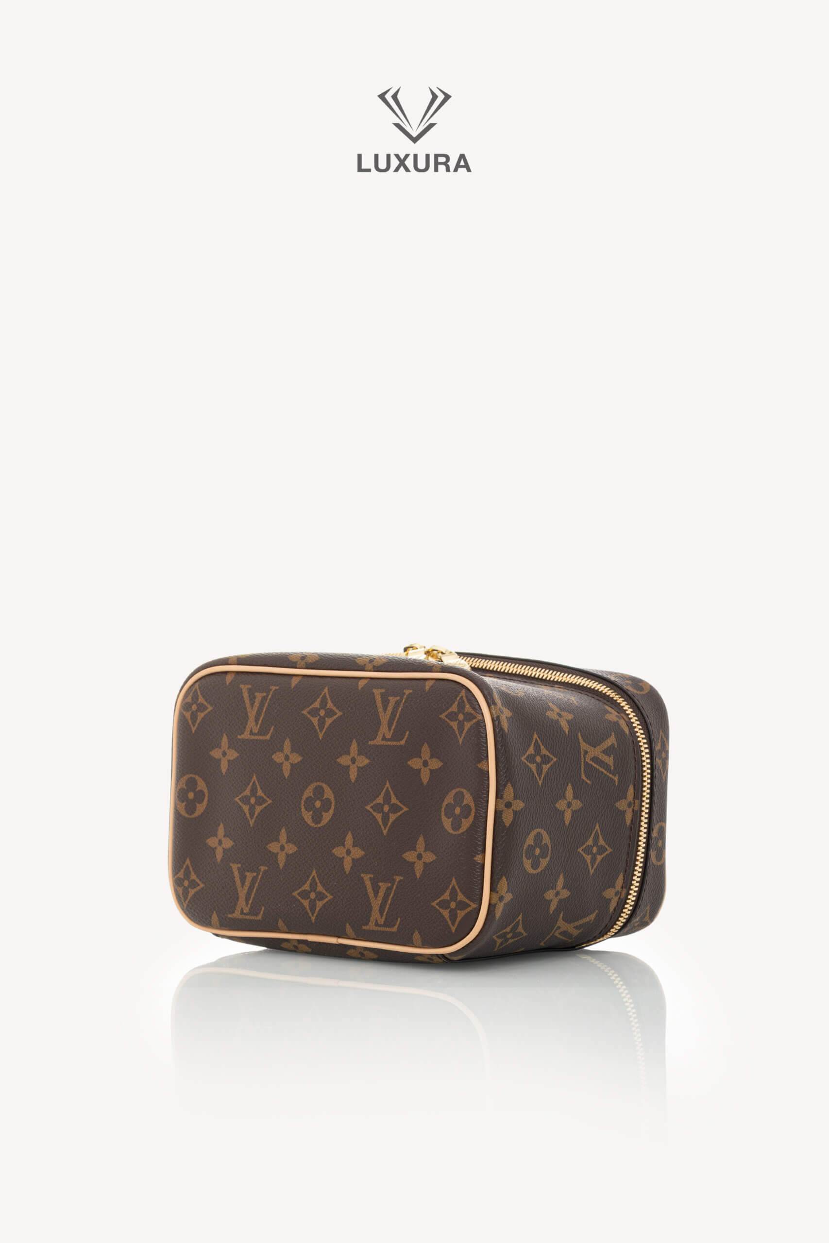 <span style="font-size: 10px;letter-spacing: .15em">HARD TO FIND</span><br> <strong>LOUIS VUITTON</strong><br> <div style="margin-top:10px;font-size:16px">Monogram Coated Canvas Nice Mini M44495</div><br> - Image 20