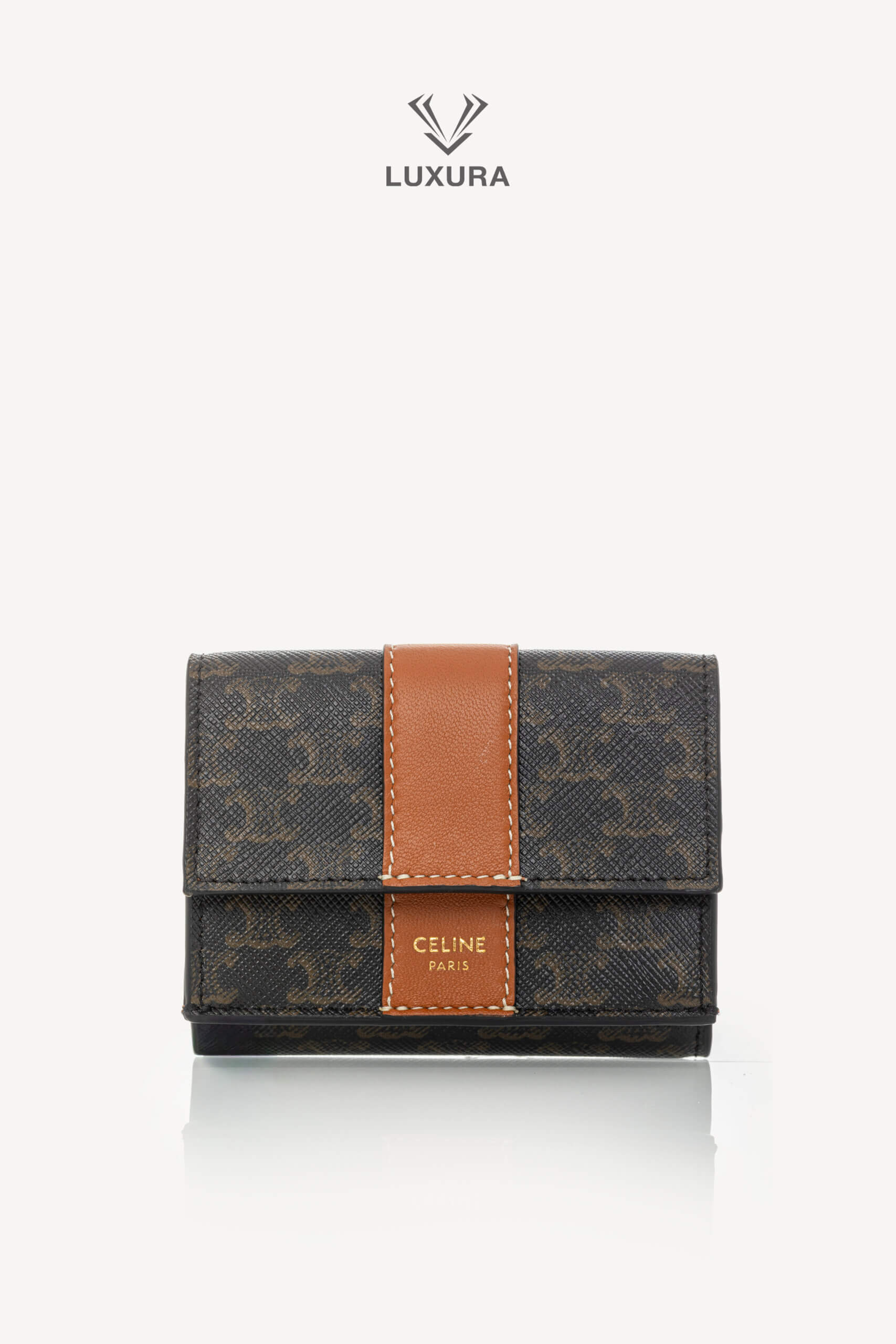 <span style="font-size: 10px;letter-spacing: .15em">HARD TO FIND</span><br> <strong>CELINE</strong><br> <div style="margin-top:10px;font-size:16px">Canvas Triomphe Folded Compact Wallet Tan</div><br>