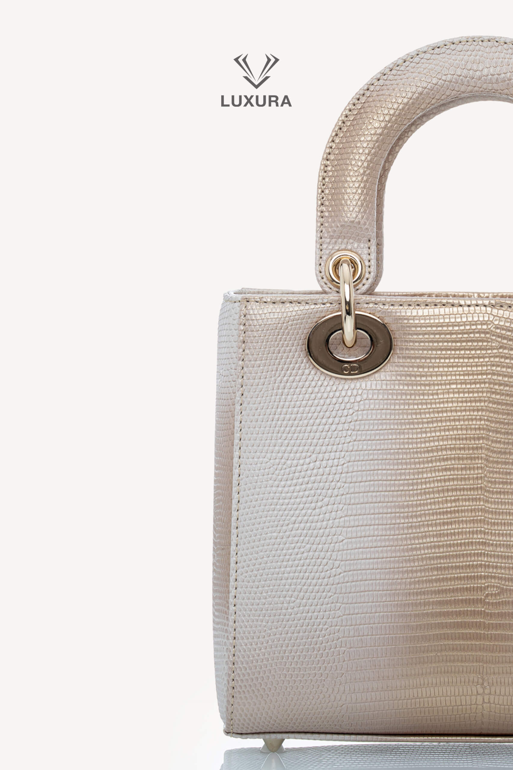 <span style="font-size: 10px;letter-spacing: .15em">HARD TO FIND</span><br>            <strong>CHRISTIAN DIOR</strong><br>            <div style="margin-top:10px;font-size:16px">Small Lady Dior Bag in Gold-Ivory Lizard Leather with Gold Hardware</div><br> - Image 16