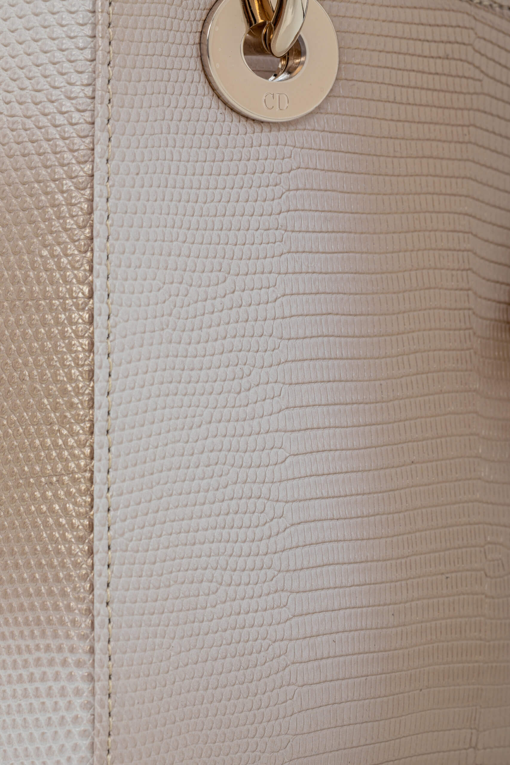 <span style="font-size: 10px;letter-spacing: .15em">HARD TO FIND</span><br>            <strong>CHRISTIAN DIOR</strong><br>            <div style="margin-top:10px;font-size:16px">Small Lady Dior Bag in Gold-Ivory Lizard Leather with Gold Hardware</div><br> - Image 21