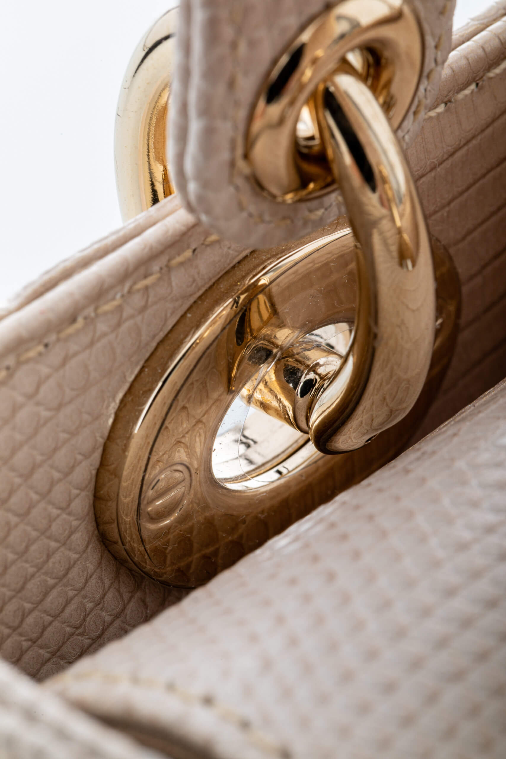 <span style="font-size: 10px;letter-spacing: .15em">HARD TO FIND</span><br>            <strong>CHRISTIAN DIOR</strong><br>            <div style="margin-top:10px;font-size:16px">Small Lady Dior Bag in Gold-Ivory Lizard Leather with Gold Hardware</div><br> - Image 14