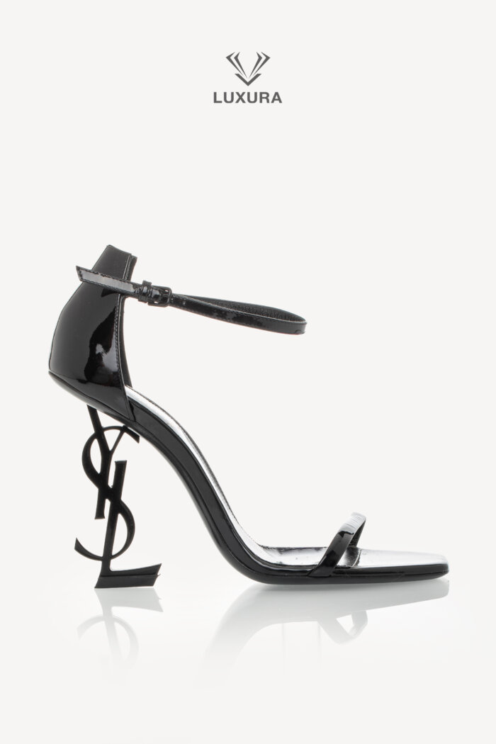 <span style="font-size: 10px;letter-spacing: .15em">BEST DEAL</span><br>            <strong>SAINT LAURENT</strong><br>            <div style="margin-top:10px;font-size:16px">Patent Calfskin Opyum 85 Sandals Black 36.5</div><br>
