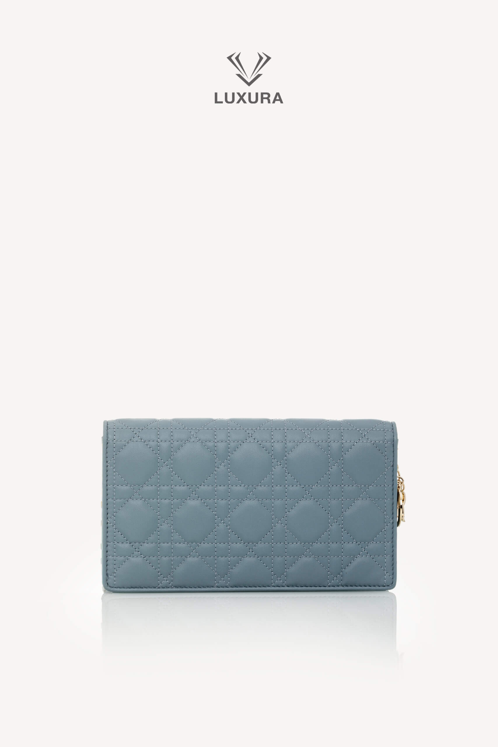 <span style="font-size: 10px;letter-spacing: .15em">NEW COLLECTION</span><br>            <strong>CHRISTIAN DIOR</strong><br>            <div style="margin-top:10px;font-size:16px">Lambskin Cannage Lady Dior Chain Wallet Cloud Blue</div><br> - Image 5