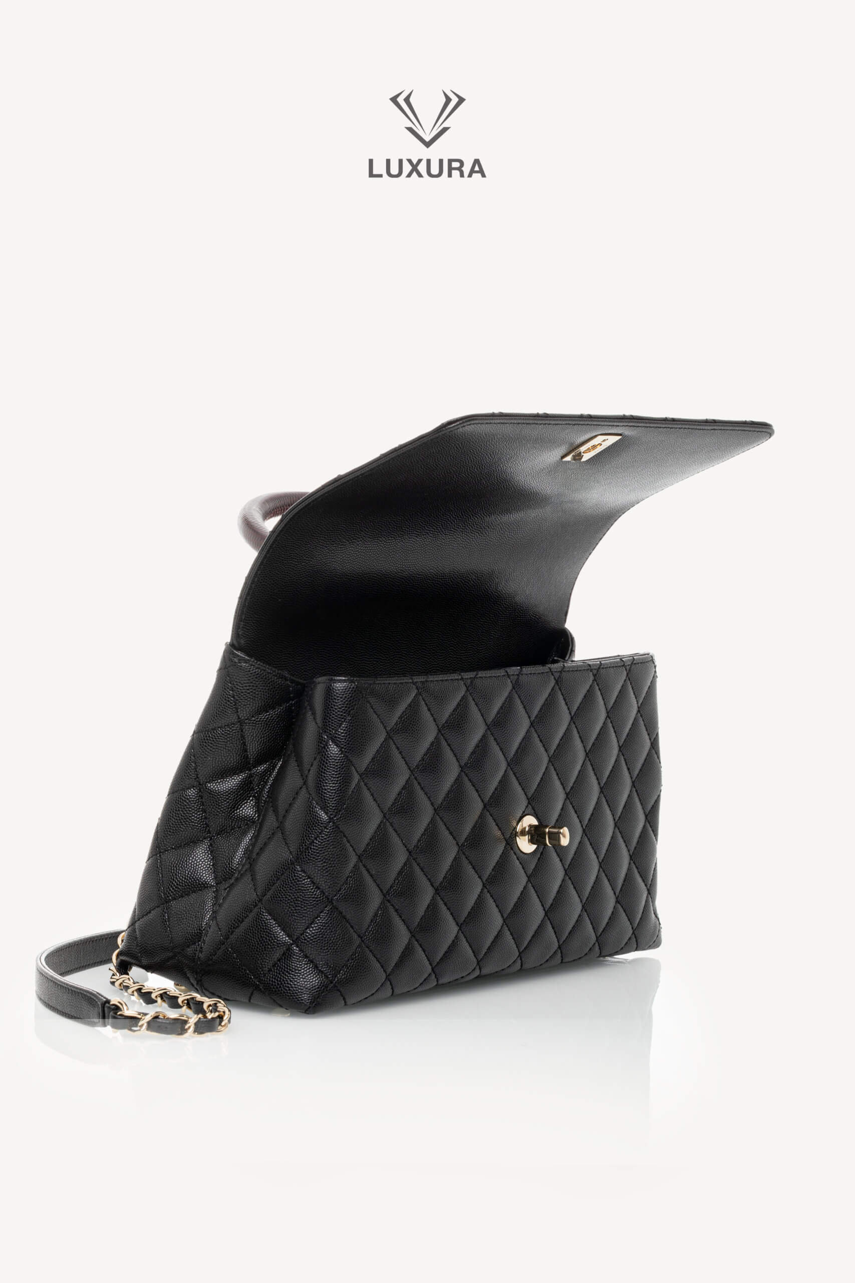 <span style="font-size: 10px;letter-spacing: .15em">HARD TO FIND</span><br>            <strong>CHANEL</strong><br>            <div style="margin-top:10px;font-size:16px">Quilted Caviar and Lizard Embossed Large Coco Top Handle Black</div><br> - Image 7