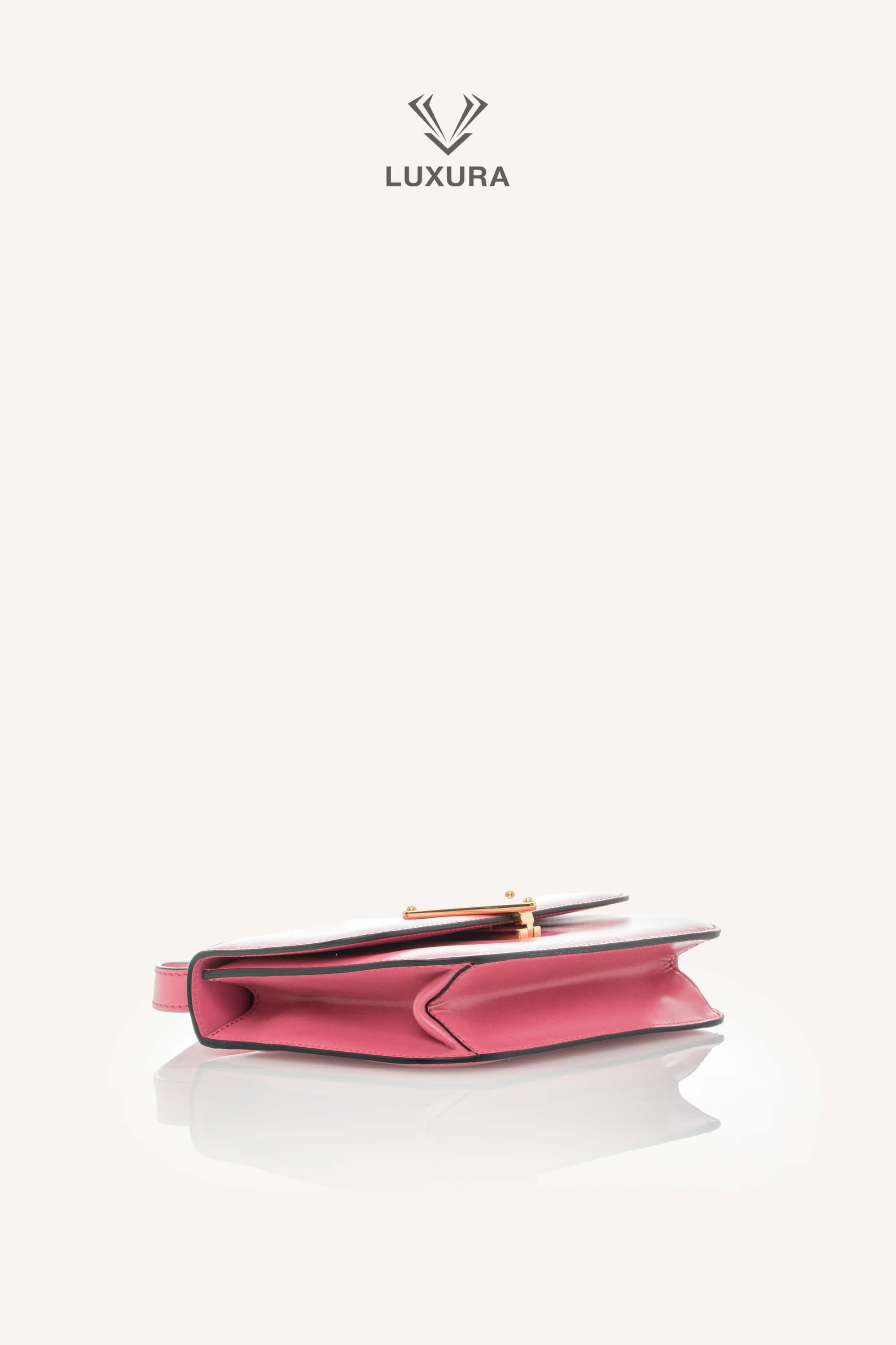 <span style="font-size: 10px;letter-spacing: .15em">BEST DEAL</span><br> <strong>PRADA</strong><br> <div style="margin-top:10px;font-size:16px">Box Calfskin Triangle Embleme Flap Shoulder Bag Begonia</div><br> - Image 19