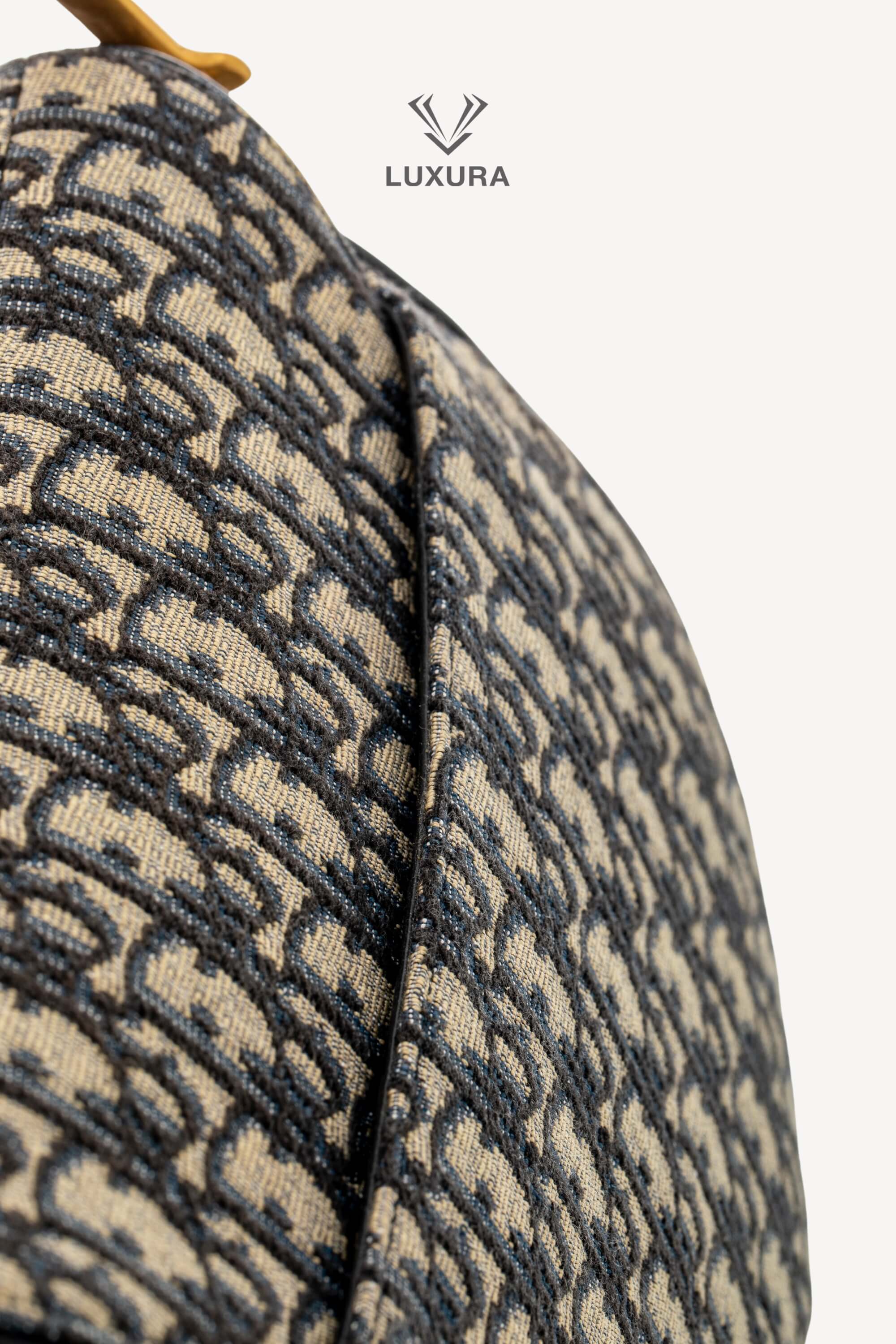 <span style="font-size: 10px;letter-spacing: .15em">BEST DEAL</span><br> <strong>CHRISTIAN DIOR</strong><br> <div style="margin-top:10px;font-size:16px">Saddle Bag Blue Dior Oblique Jacquard</div><br> - Image 10