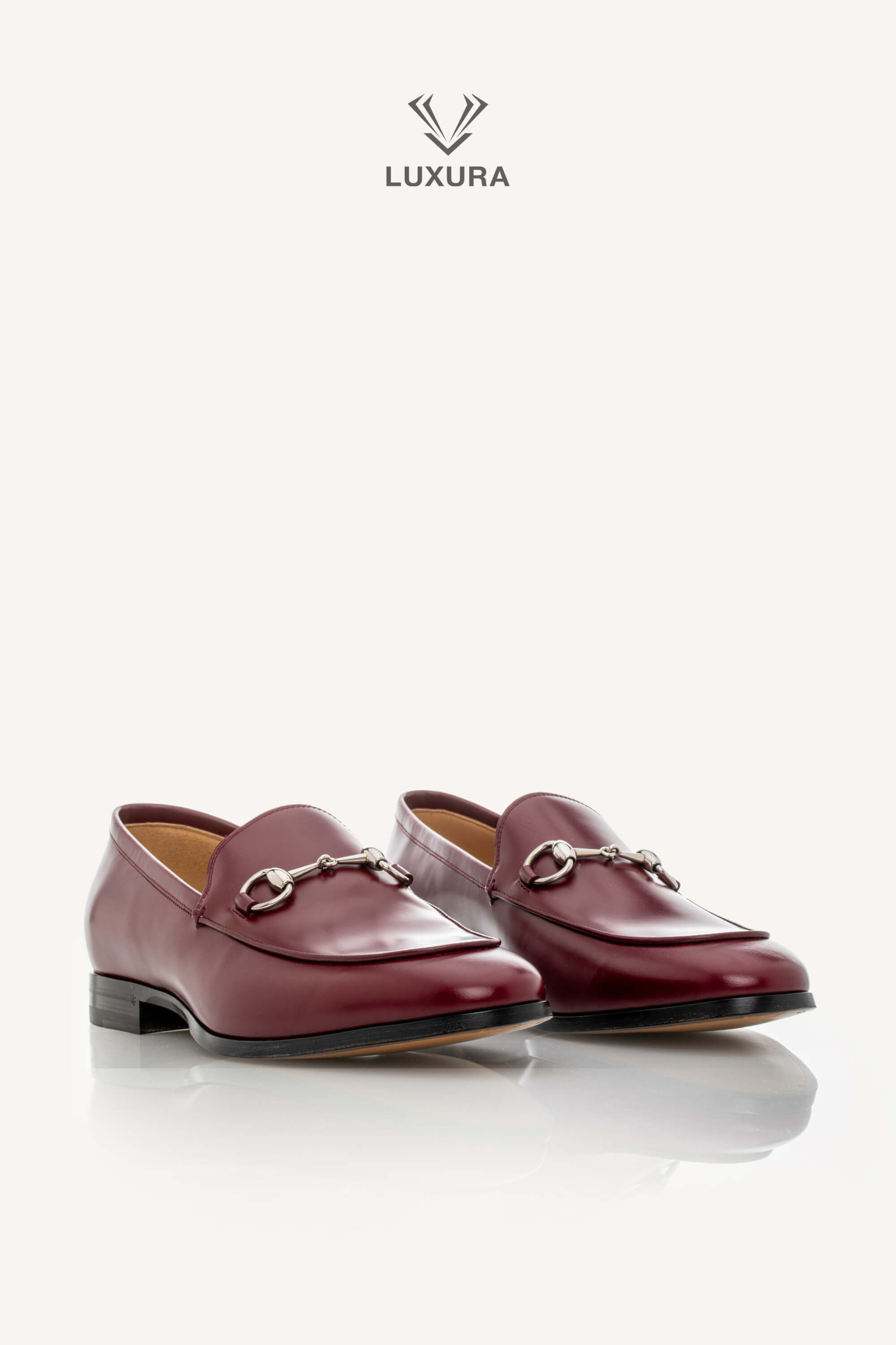<span style="font-size: 10px;letter-spacing: .15em">BEST DEAL</span><br>            <strong>GUCCI</strong><br>            <div style="margin-top:10px;font-size:16px">Jordaan Horsebit Leather Loafers Red 44.5</div><br> - Image 4